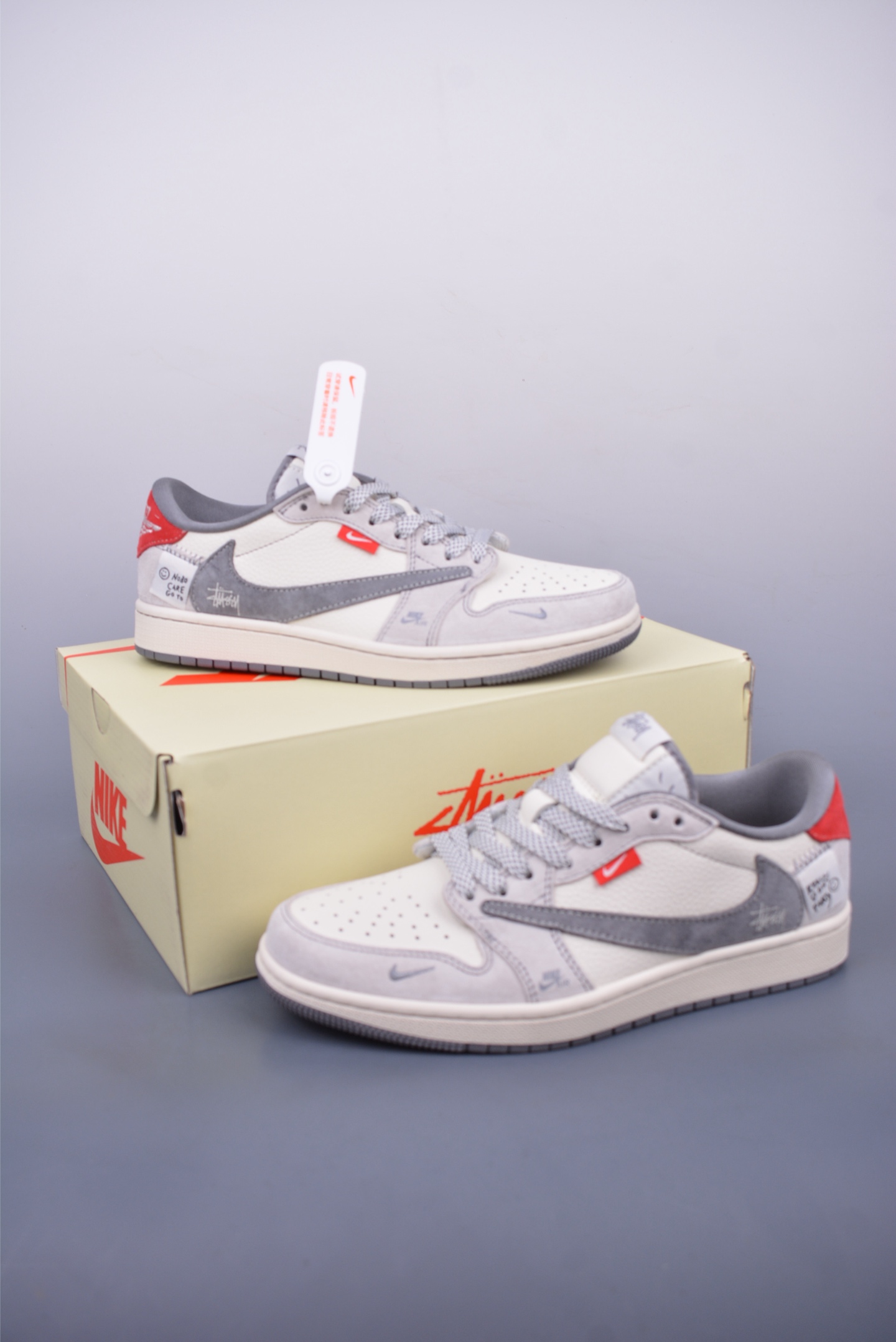 280 Fragment x Travis Scott x 斯图西 Air Jordan 1 Low 三方联名倒钩 YX5066-300