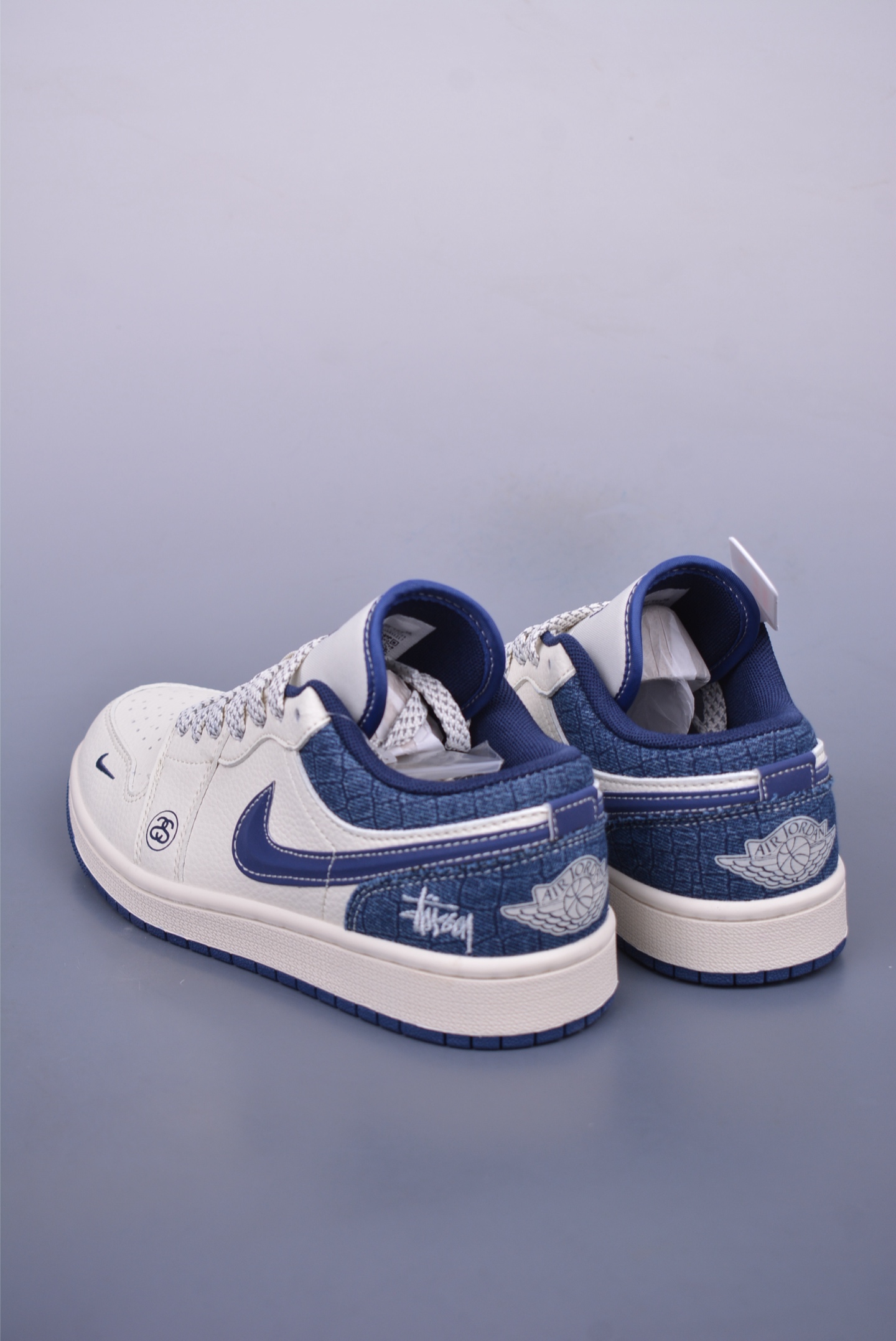 280 Nike Jordan Air Jordan 1 斯图西联名 XS6086-562