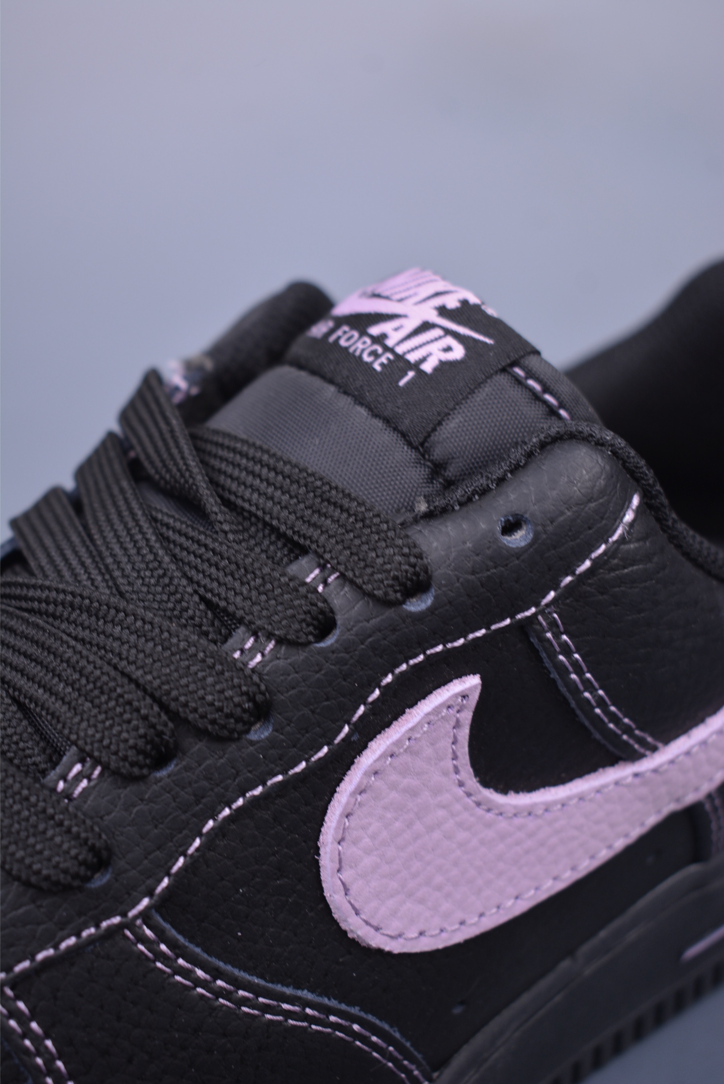 160 Nike Air Force 1 Low 黑粉 HQ2073-001