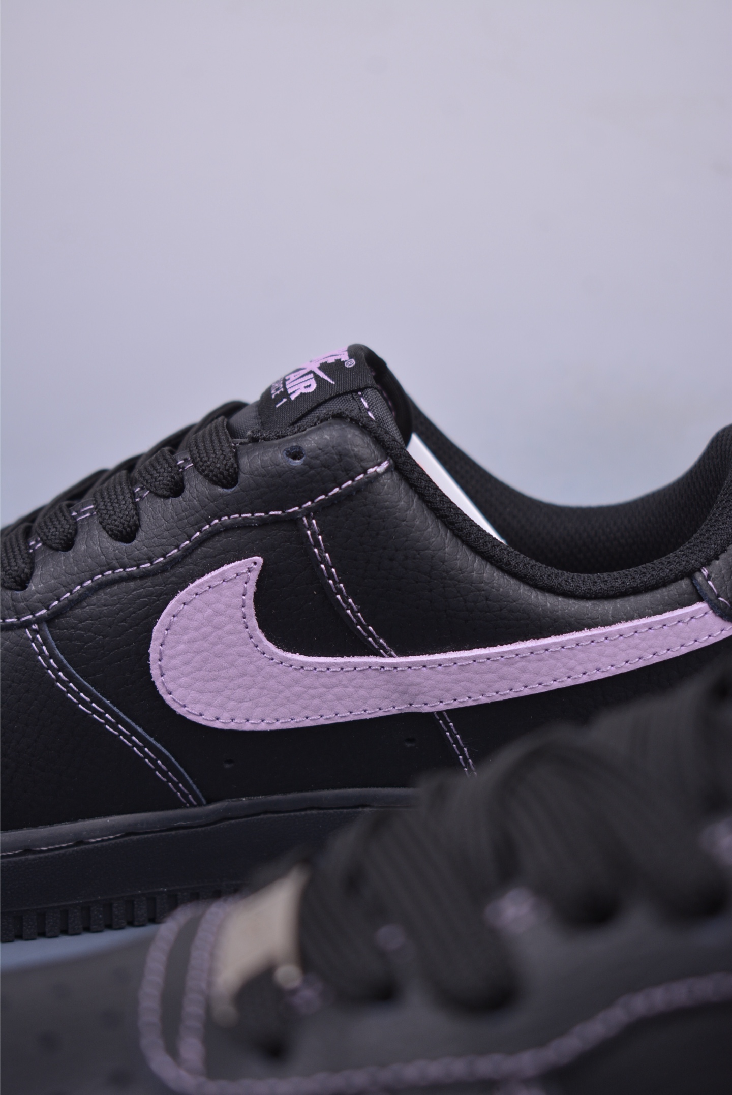 160 Nike Air Force 1 Low 黑粉 HQ2073-001