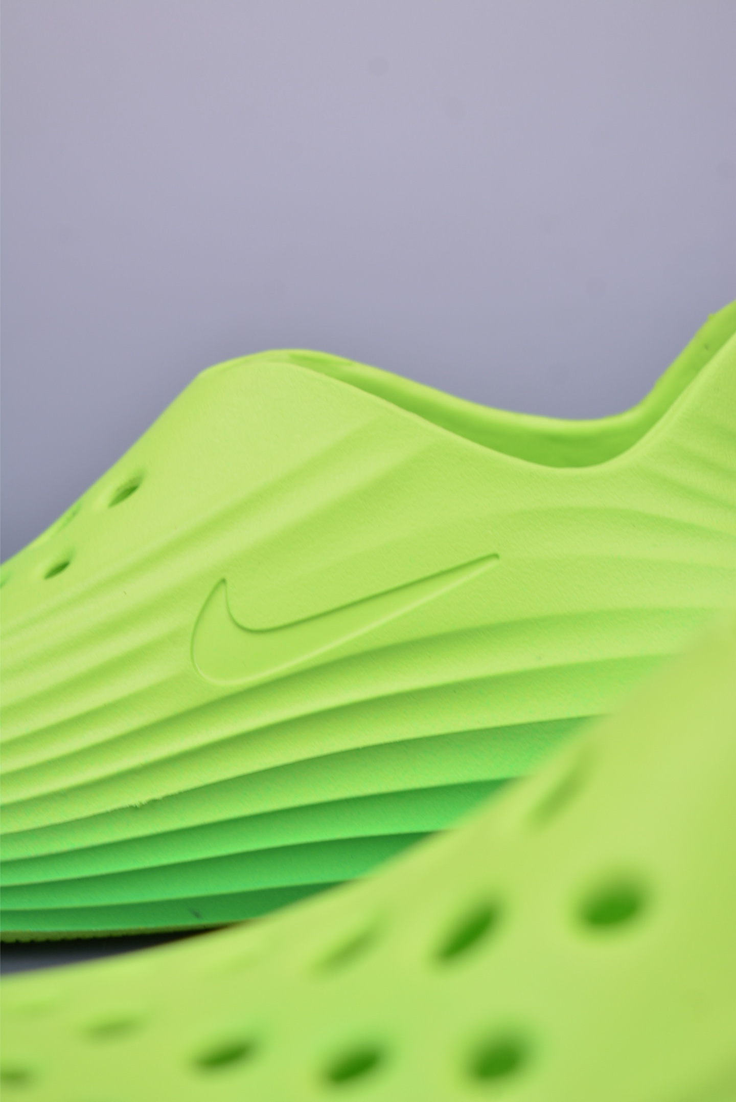 120 Nike ReactX Rejuven8 耐克夏日穿搭凉鞋 HV5060-800