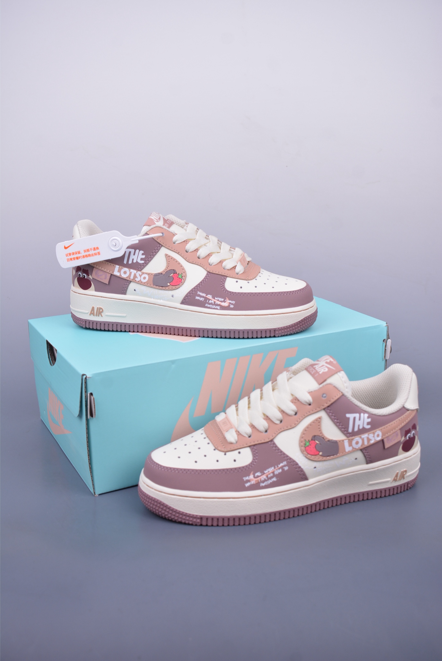 260 Nike Air Force 1 Low 草莓熊 DB3301-551
