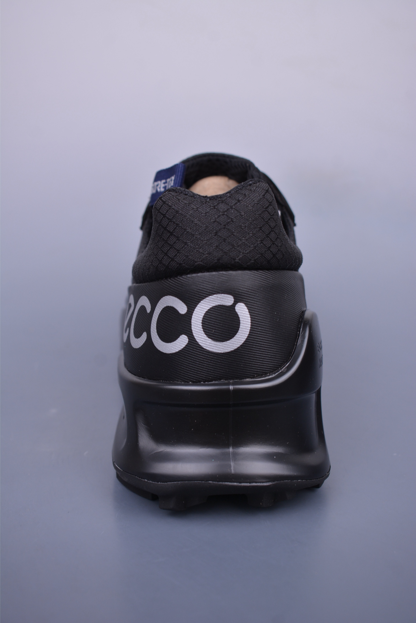 300 ECCO爱步运动鞋25年新款 市面最高版本 皮革跑步鞋健步BIOMC黄景瑜同款 822834