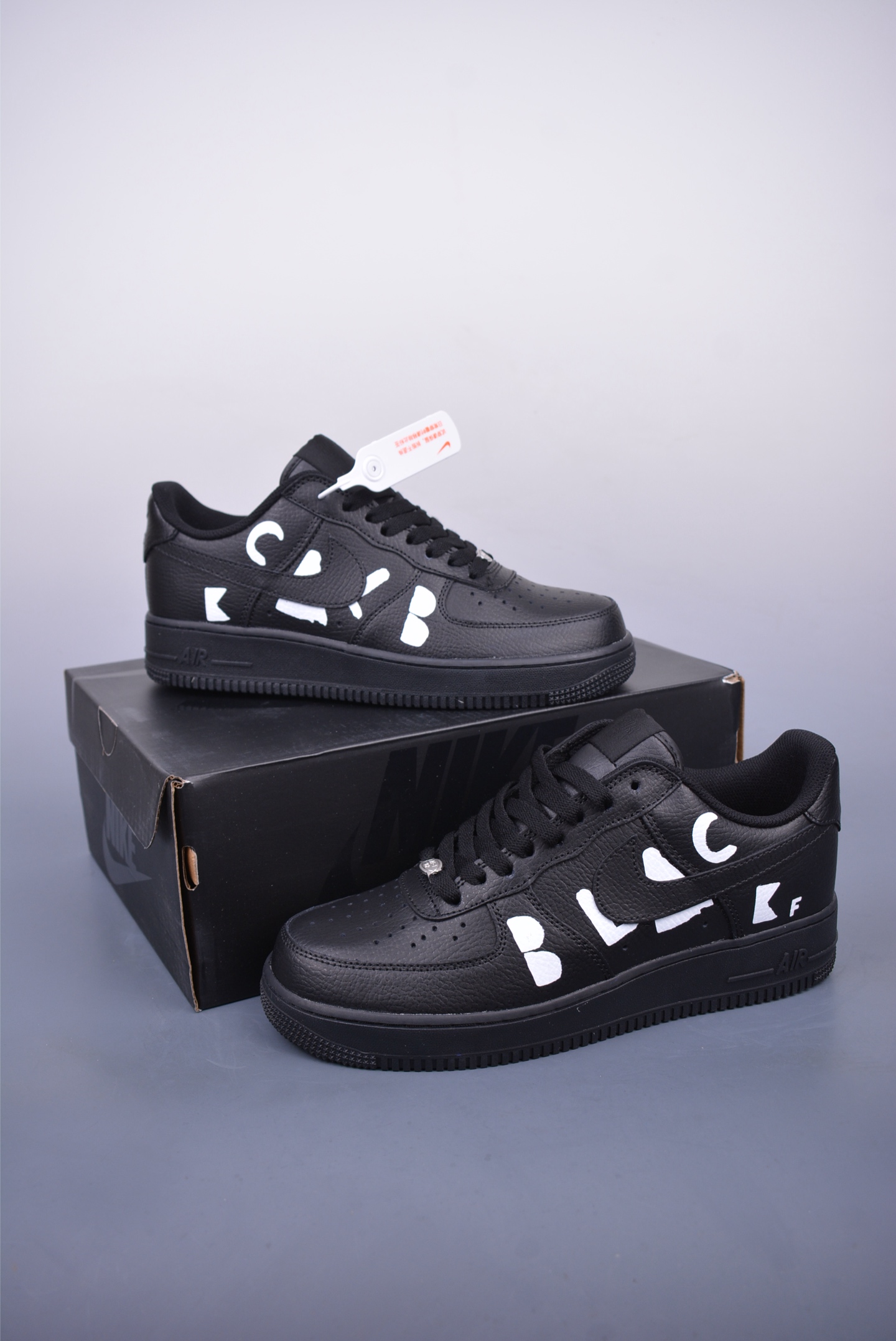 200 Nike Air Force 1 Low CDG黑 IB9949-001