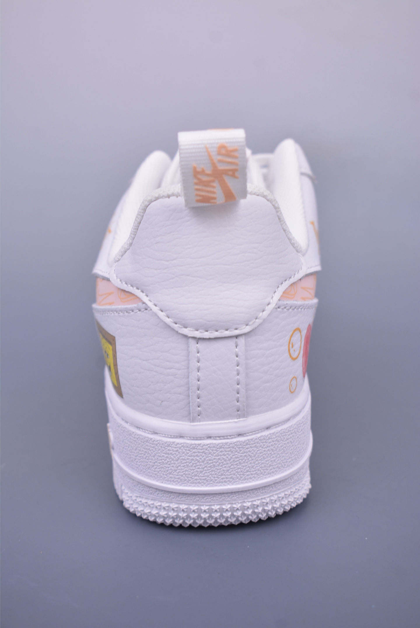 260 Nike Air Force 1 Low 海绵宝宝 FB8971-070