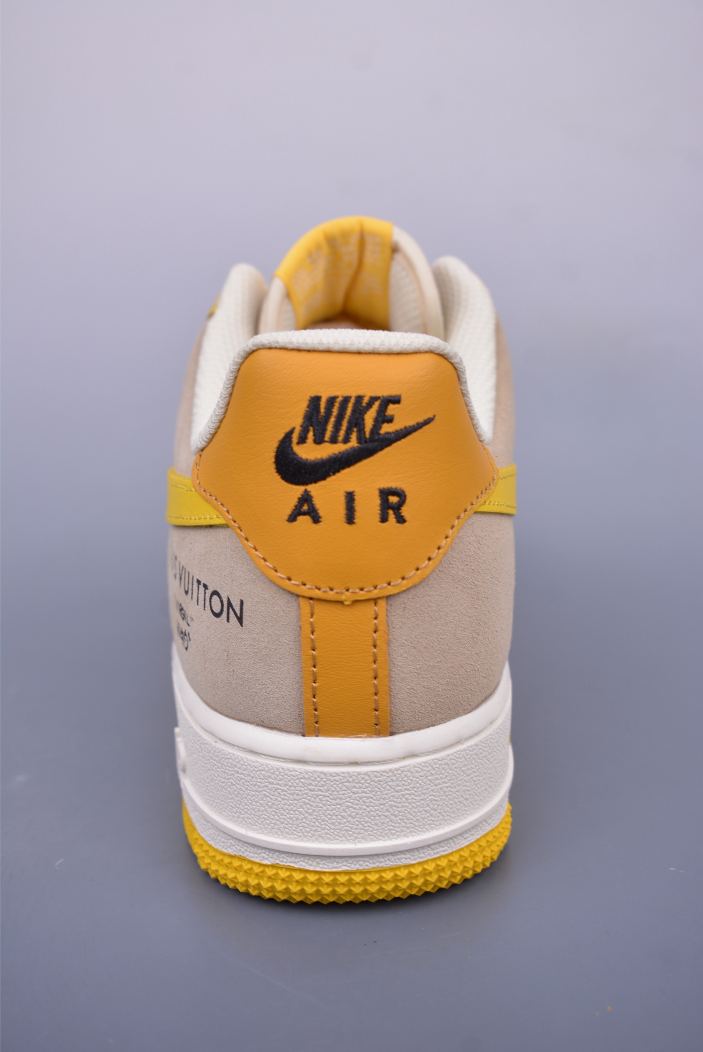 180 Nike Air Force 1 Low LV联名 HQ2037-322