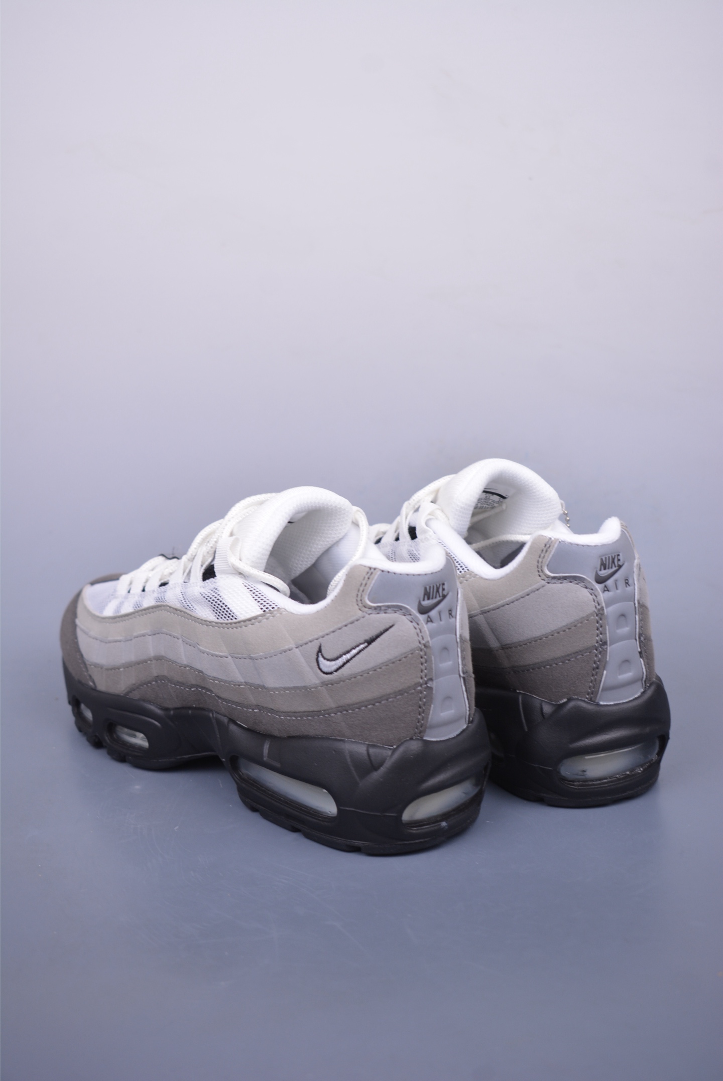 260 NIKE Air Max 95 纯原版本 潮流百搭 气垫缓震慢跑鞋 AT2865-003