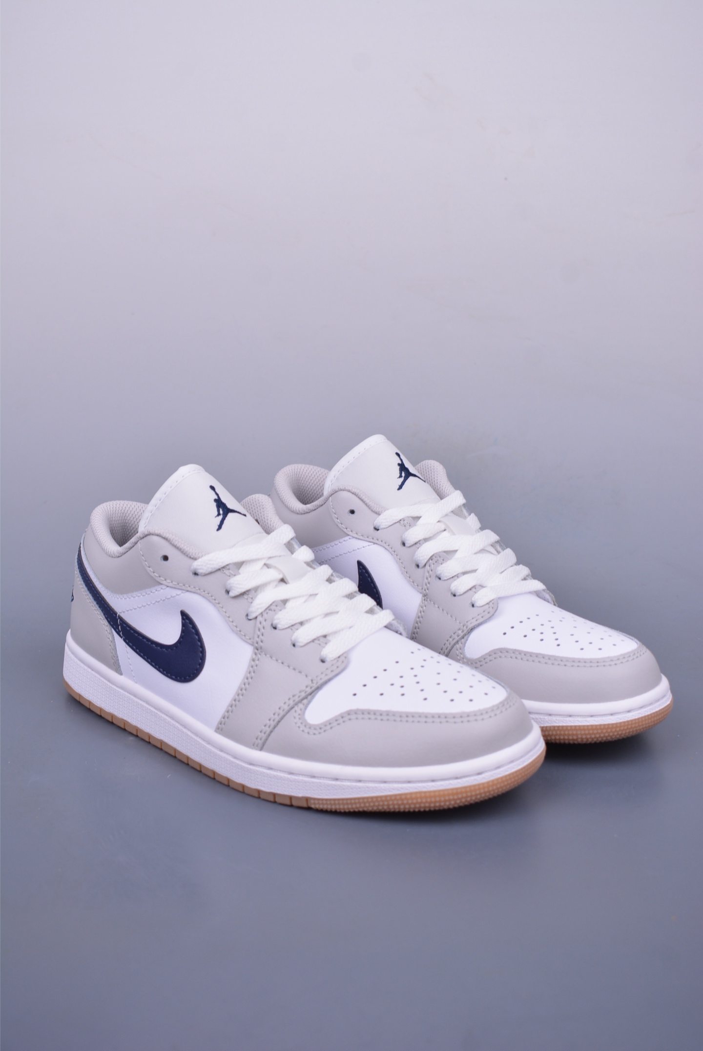 240 原装裸鞋级 市面最高工艺产物 Air Jordan 1 Low灰蓝 纯原系列 553558-146