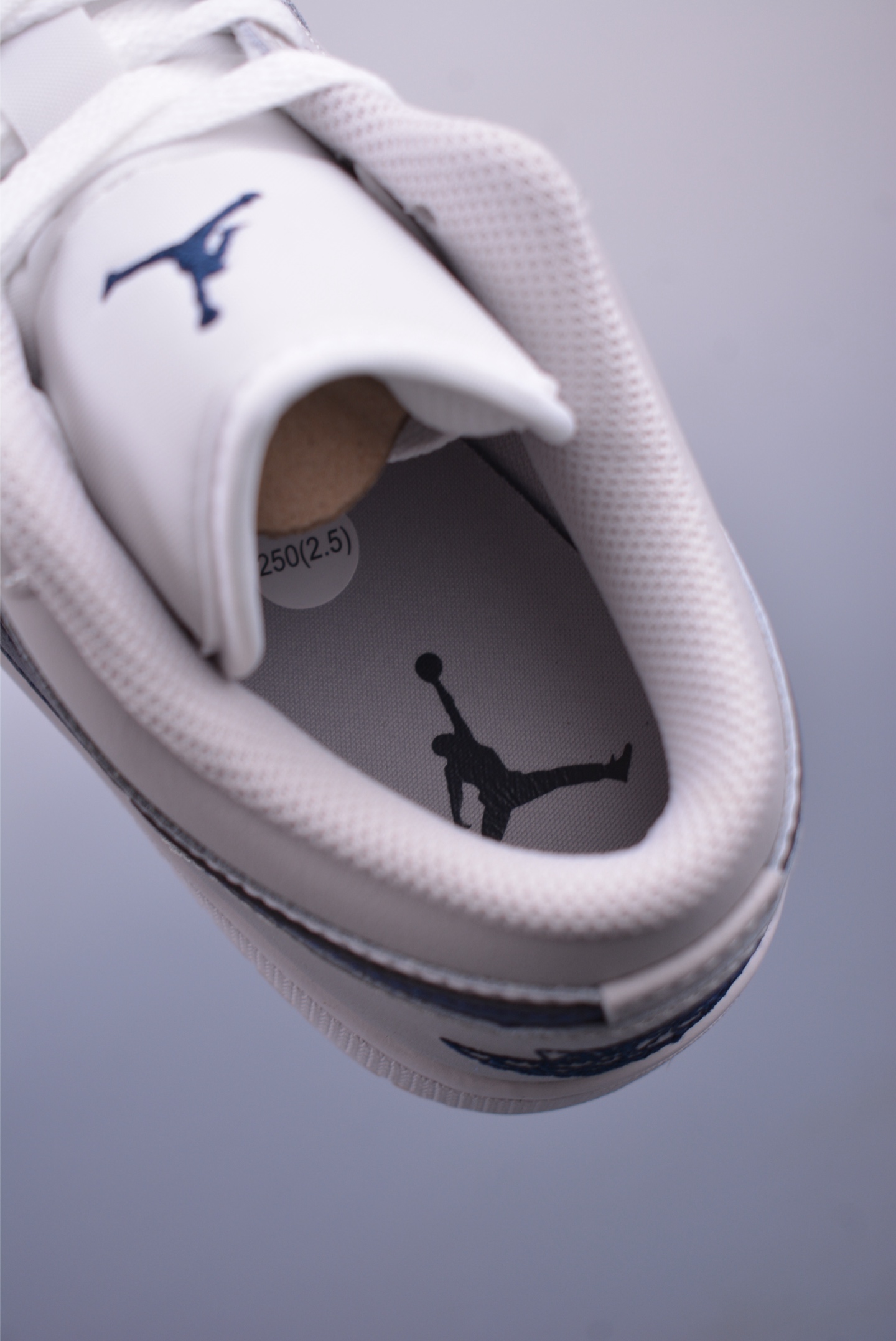 240 原装裸鞋级 市面最高工艺产物 Air Jordan 1 Low灰蓝 纯原系列 553558-146