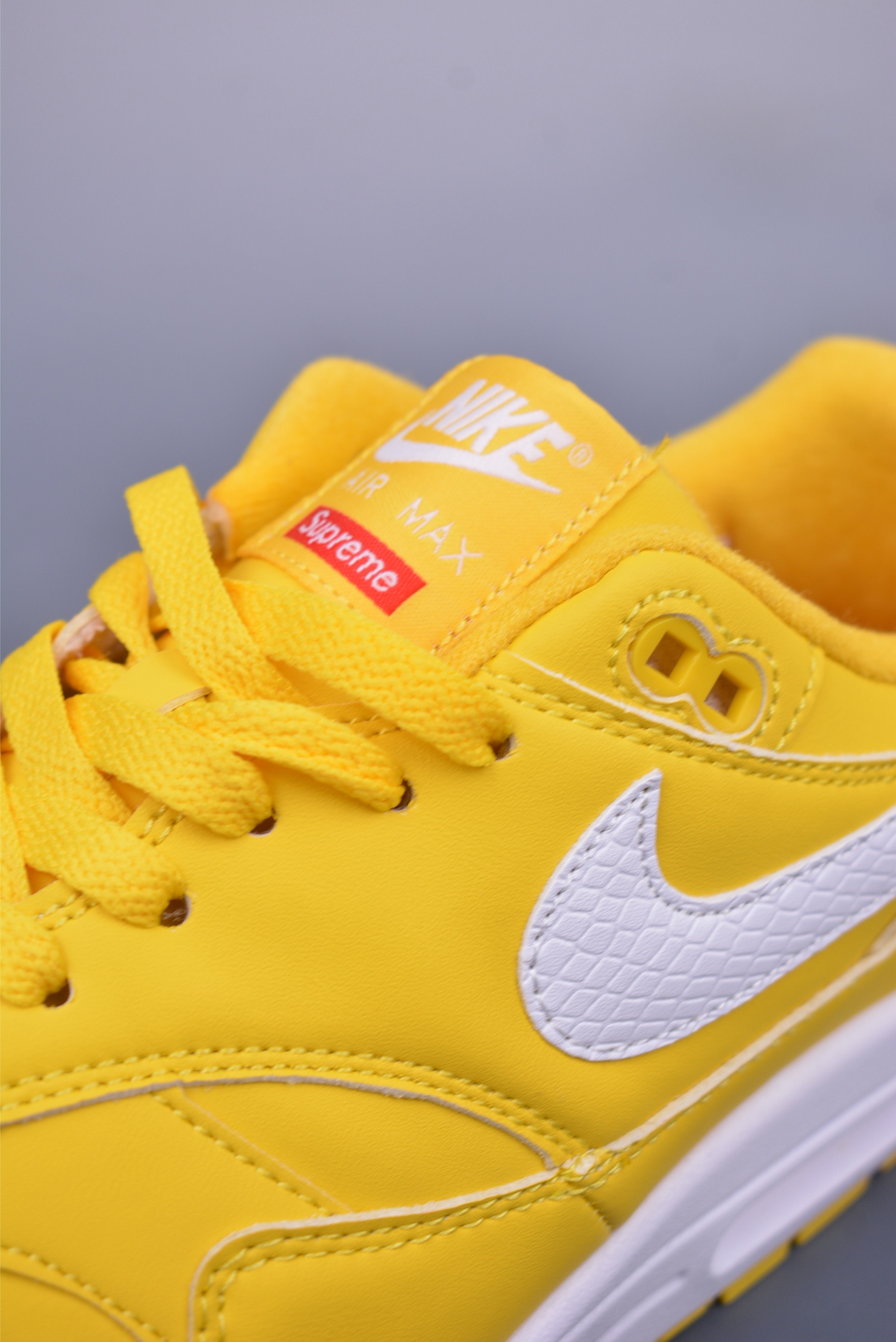 220 Nike Air Max 1 复刻拼接 纯原版本 复古休闲跑步鞋 HF8813-700