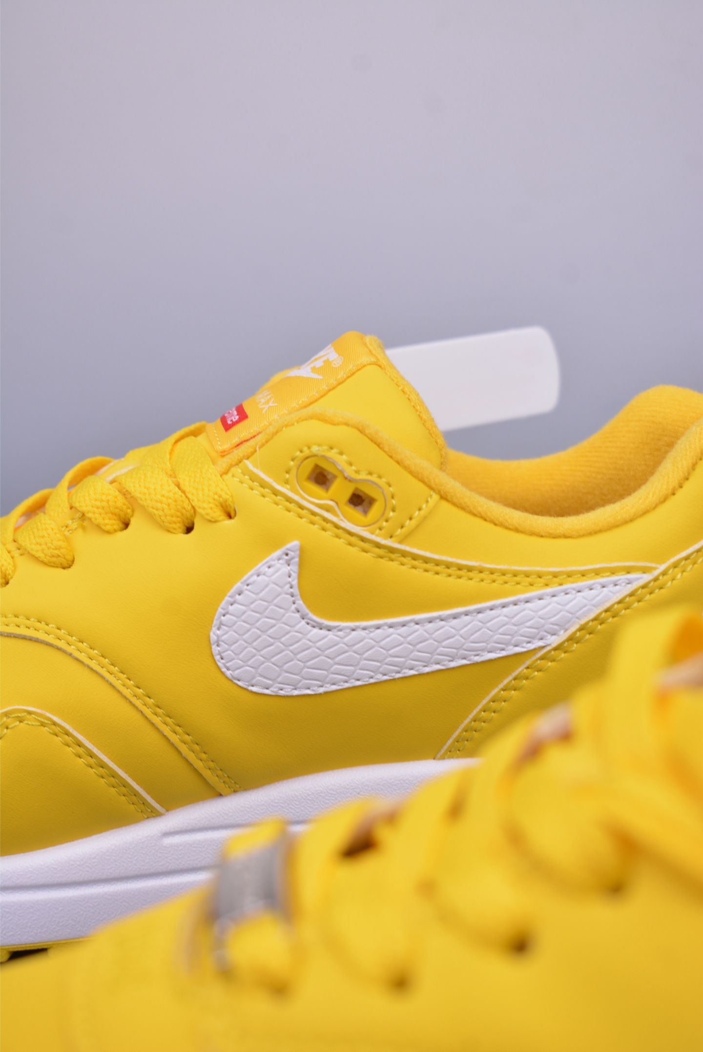 220 Nike Air Max 1 复刻拼接 纯原版本 复古休闲跑步鞋 HF8813-700