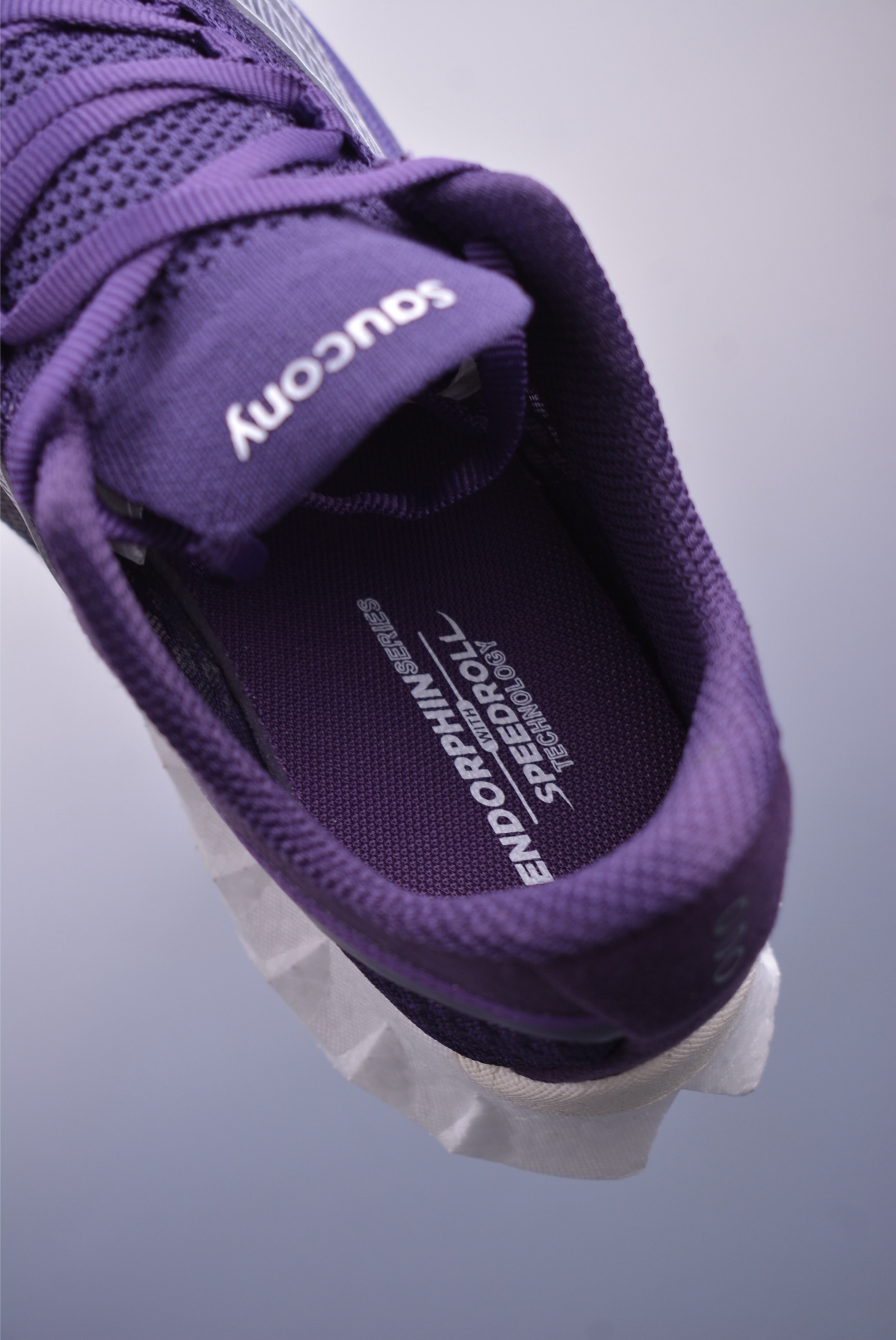 220 Saucony Triumph PRO 啡鹏4 旗舰级缓震型跑鞋 S20939-128