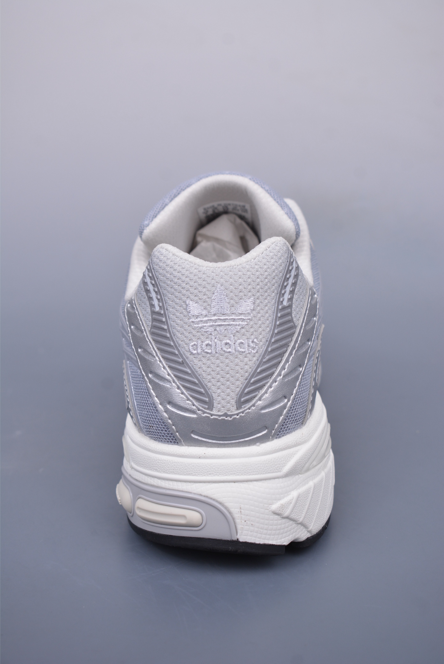 210 SFTM x Adidas Originals ADISTAR CUSHION 联名复古舒适防滑耐磨低帮生活休闲鞋 ID5748