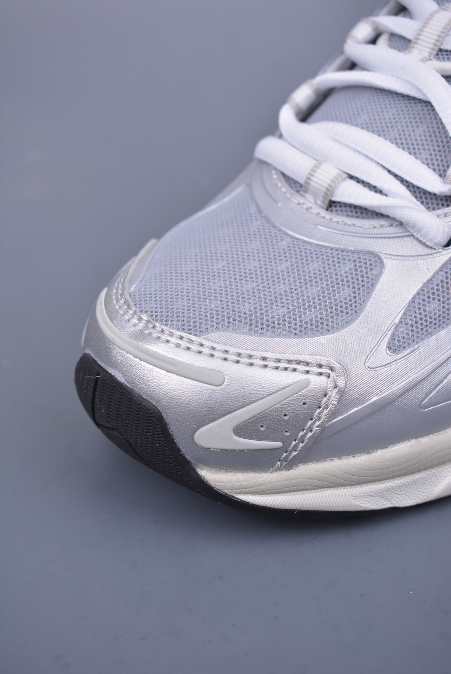 210 SFTM x Adidas Originals ADISTAR CUSHION 联名复古舒适防滑耐磨低帮生活休闲鞋 ID5748