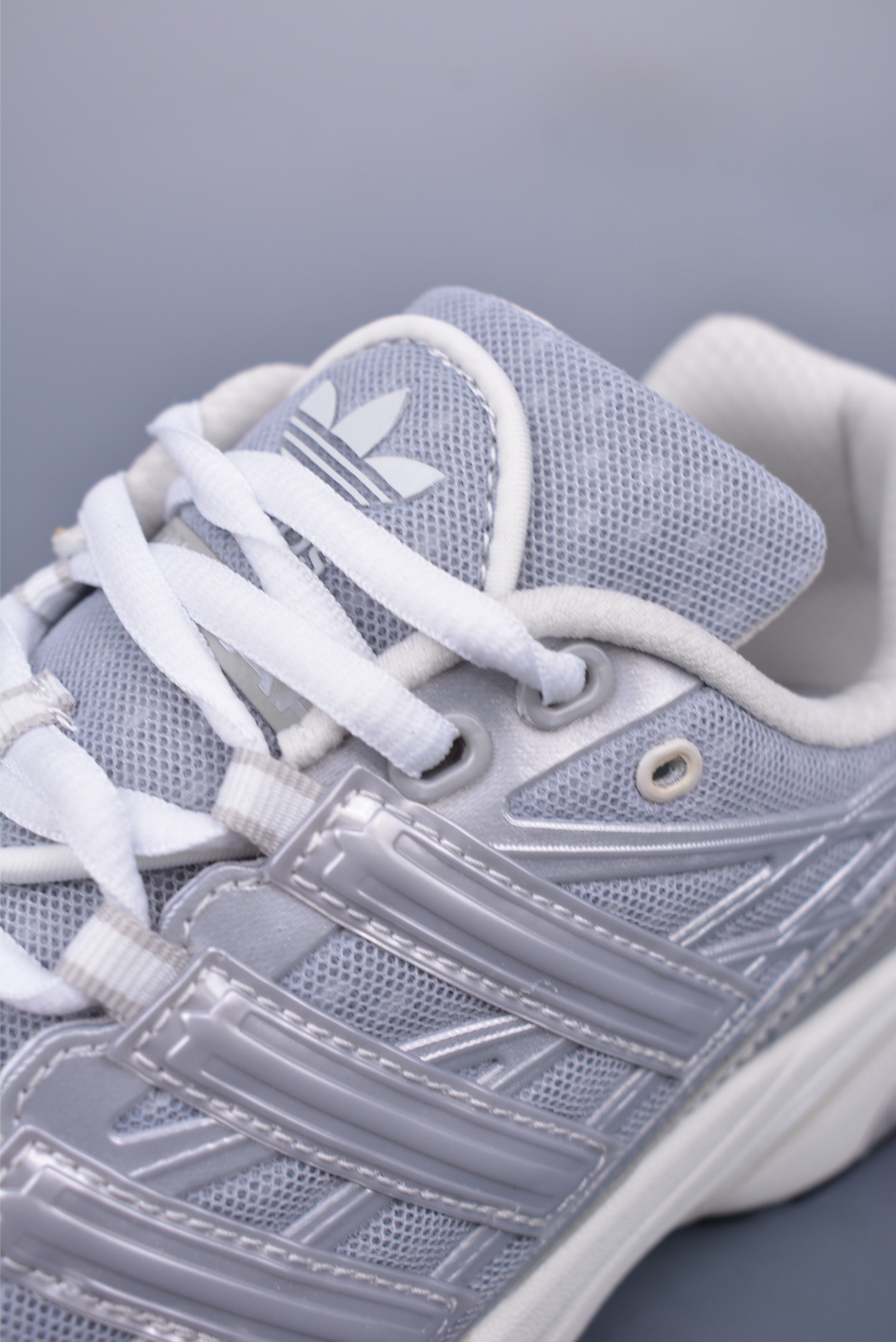 210 SFTM x Adidas Originals ADISTAR CUSHION 联名复古舒适防滑耐磨低帮生活休闲鞋 ID5748