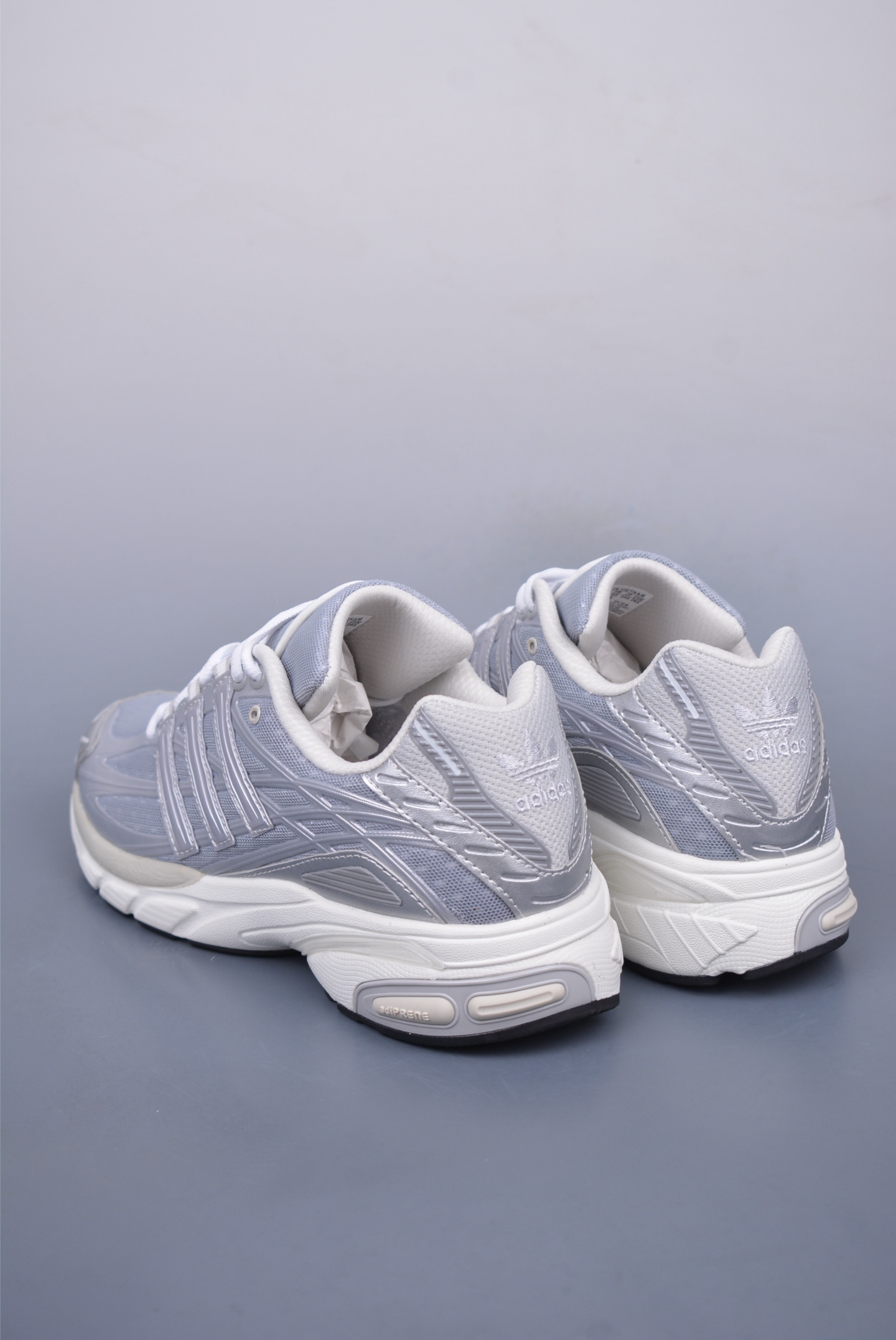 210 SFTM x Adidas Originals ADISTAR CUSHION 联名复古舒适防滑耐磨低帮生活休闲鞋 ID5748