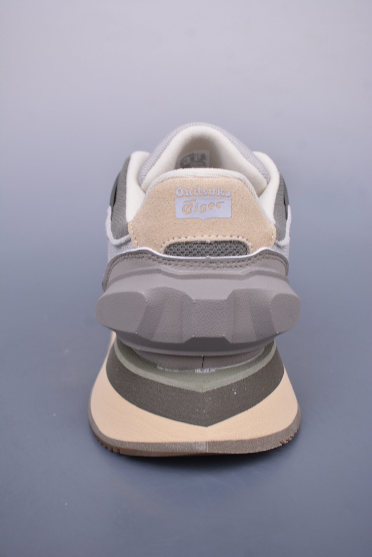 200 鬼冢虎 Onitsuka Tiger MOAGE CO Low 摩纳哥CO系列低帮 厚底复古经典慢跑鞋 1183B555-020