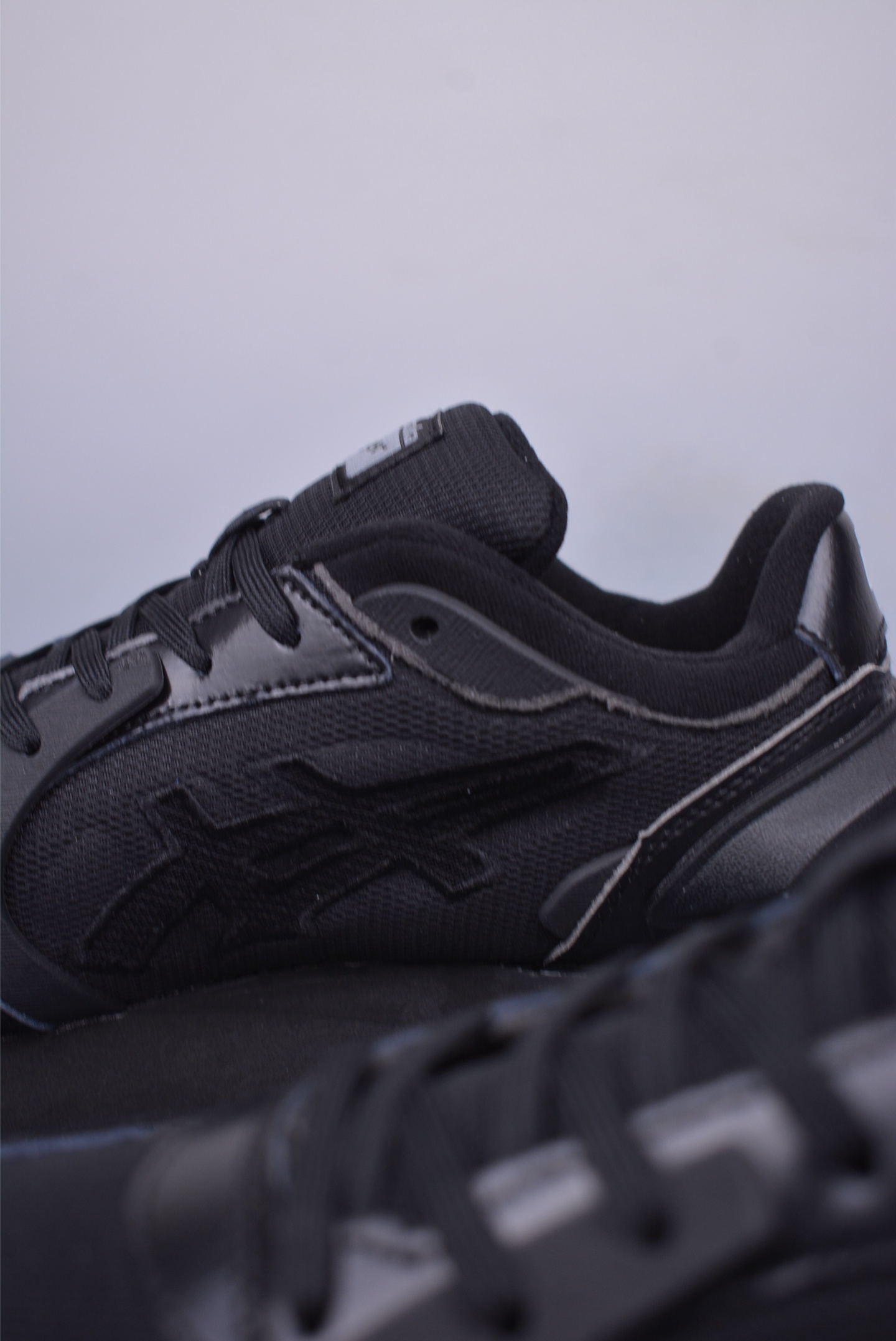 200 鬼冢虎 Onitsuka Tiger MOAGE CO Low 摩纳哥CO系列低帮 厚底复古经典慢跑鞋 1183C438-001
