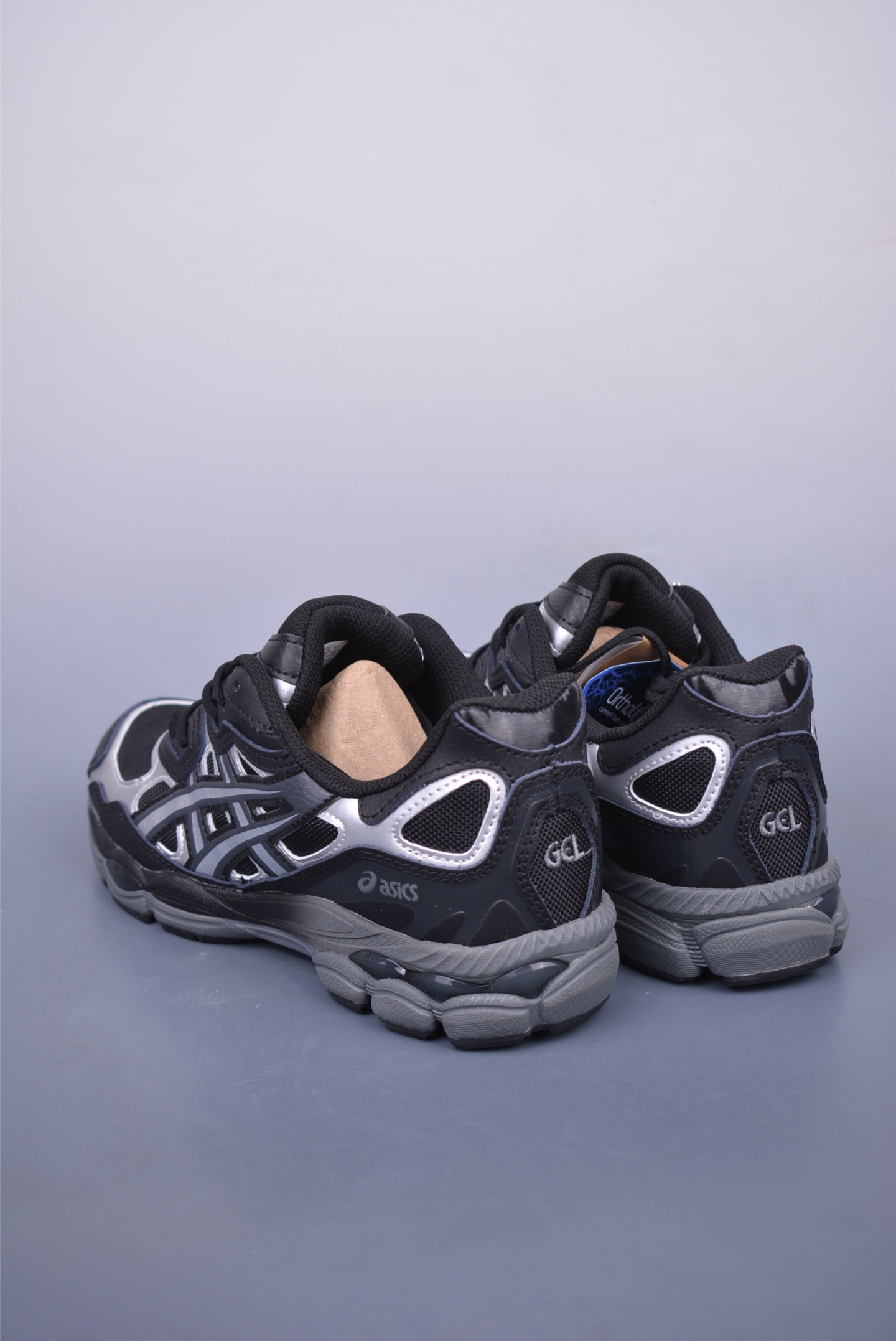 200 Asics Gel-NYC 纯原版本 亚瑟士运动休闲透气专业跑鞋 1203A280-002