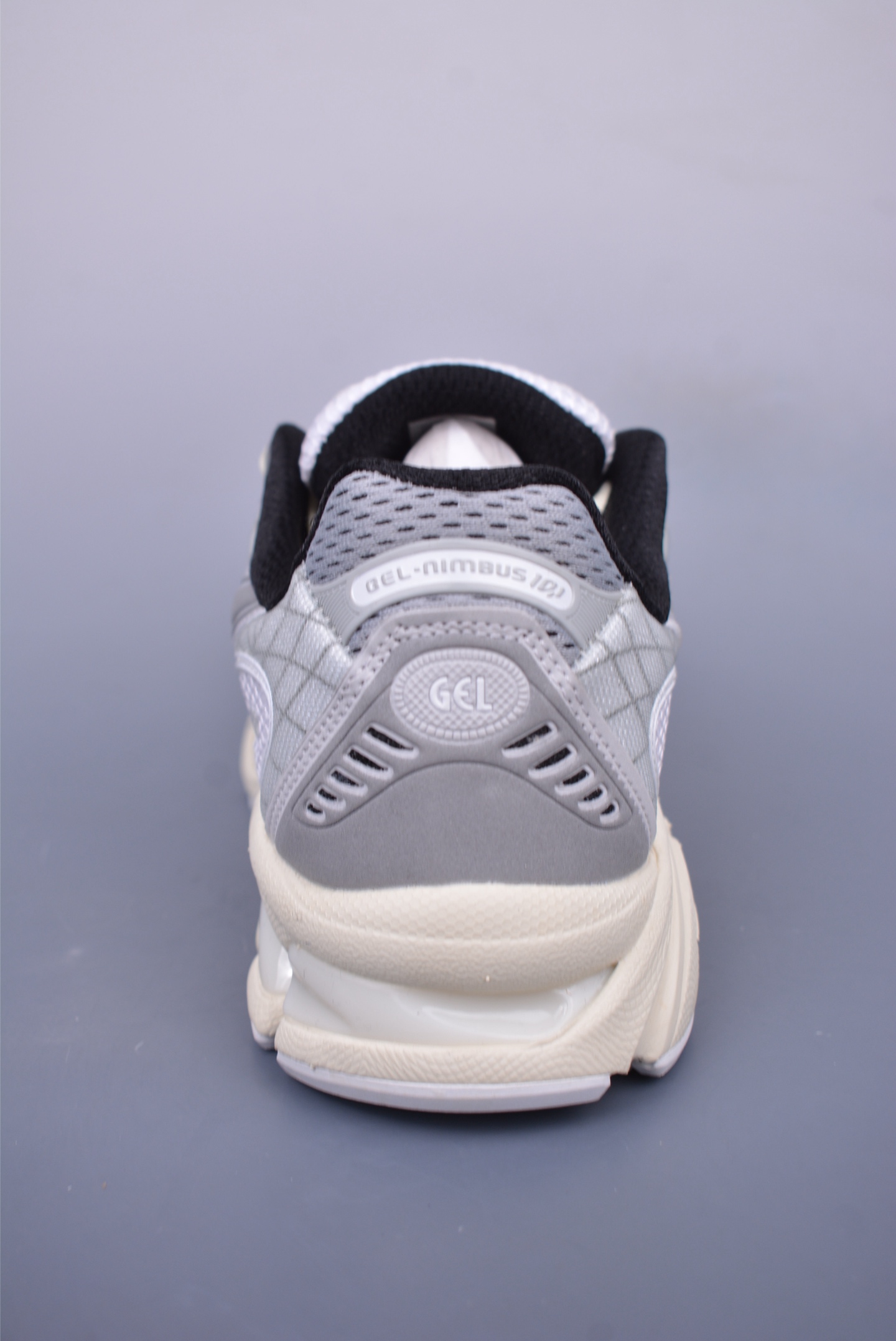 200 Asics GEL-Kahana NIMBUS 10.1 耐磨透气低帮休闲鞋 1203A673-103
