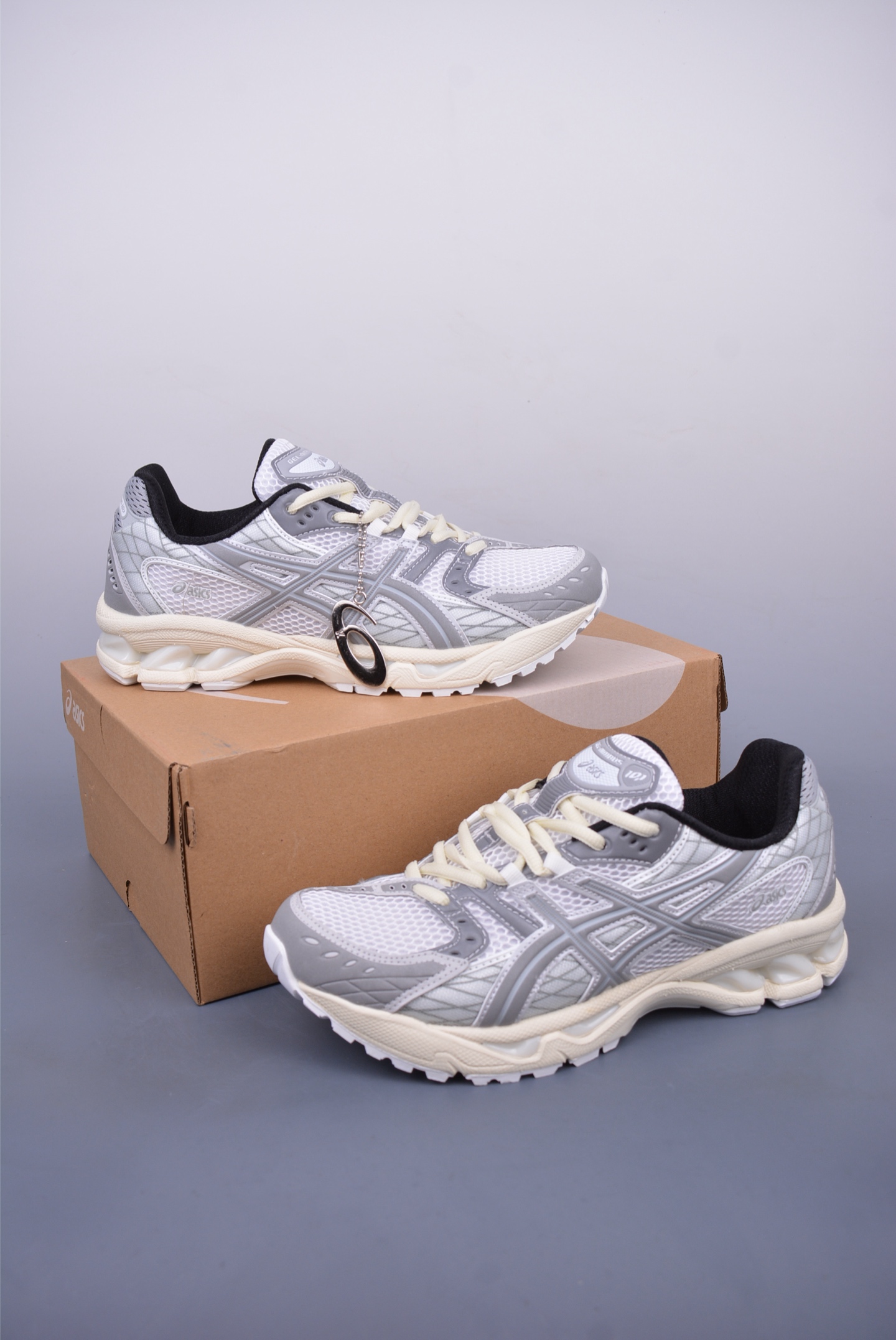 200 Asics GEL-Kahana NIMBUS 10.1 耐磨透气低帮休闲鞋 1203A673-103