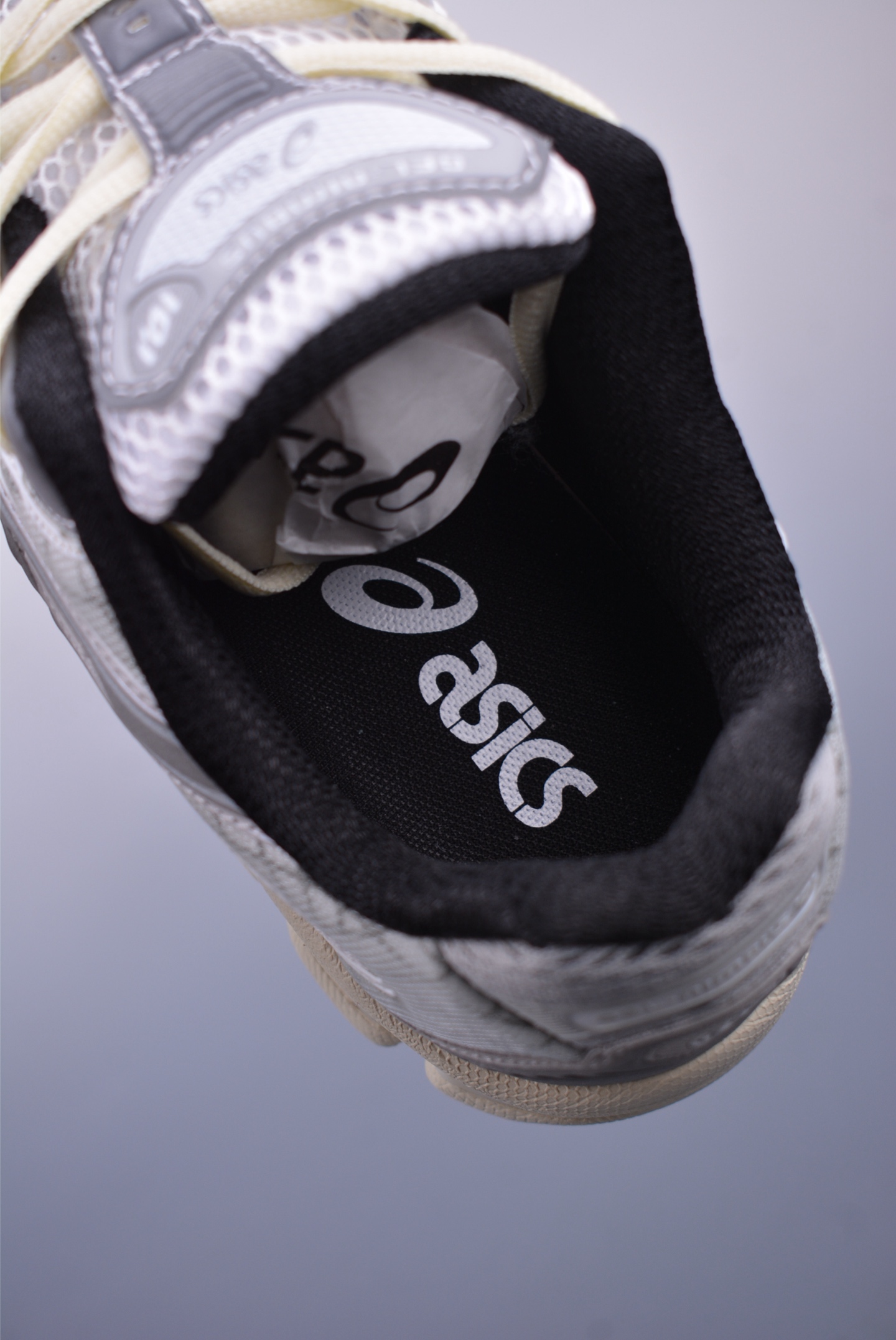 200 Asics GEL-Kahana NIMBUS 10.1 耐磨透气低帮休闲鞋 1203A673-103