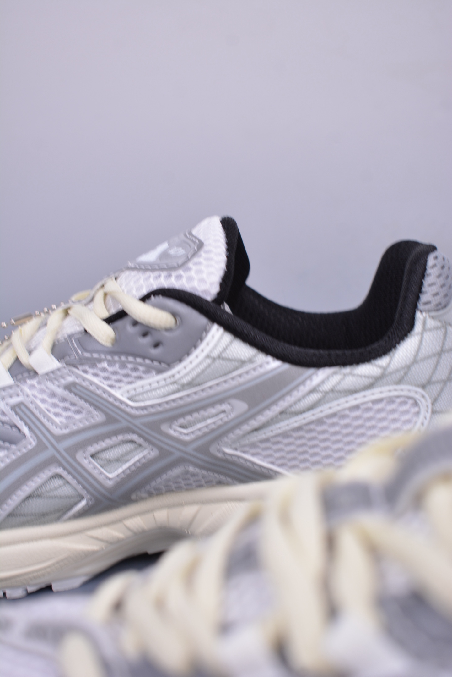200 Asics GEL-Kahana NIMBUS 10.1 耐磨透气低帮休闲鞋 1203A673-103