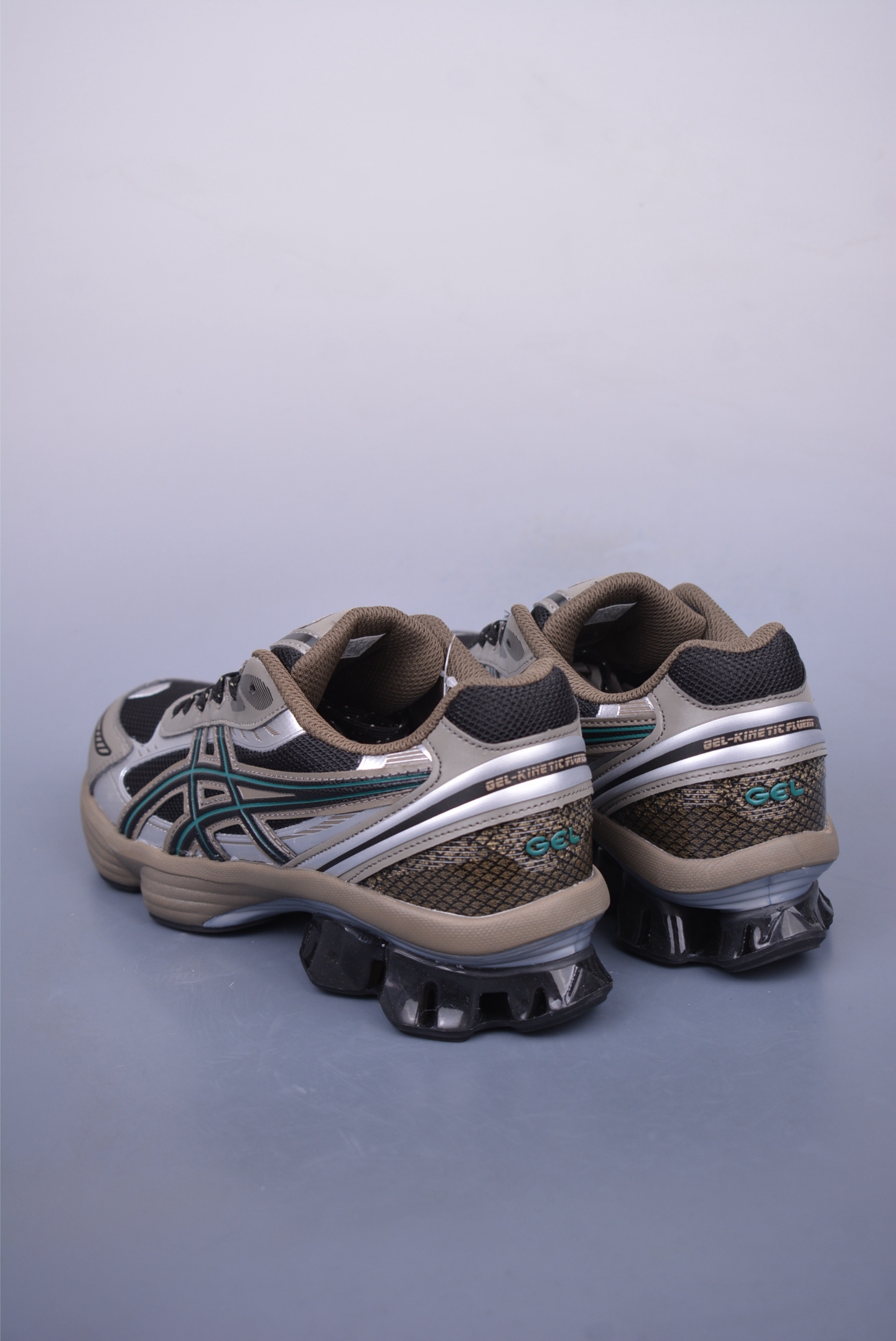 210 Asics Gel-Kinetic Fluent 版本 亚瑟士运动休闲透气专业跑鞋 1203A737-002