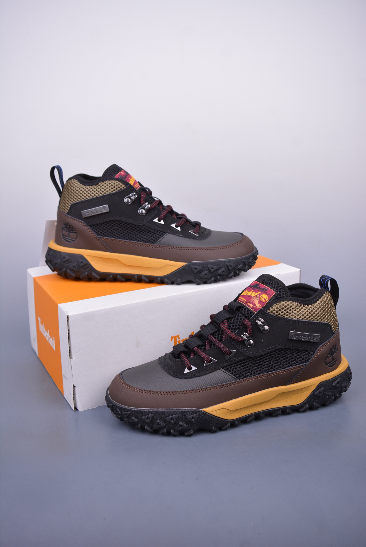 260 Timberland添柏岚/天伯伦 户外中帮休闲马丁靴系列 TB0A6CW1EJC