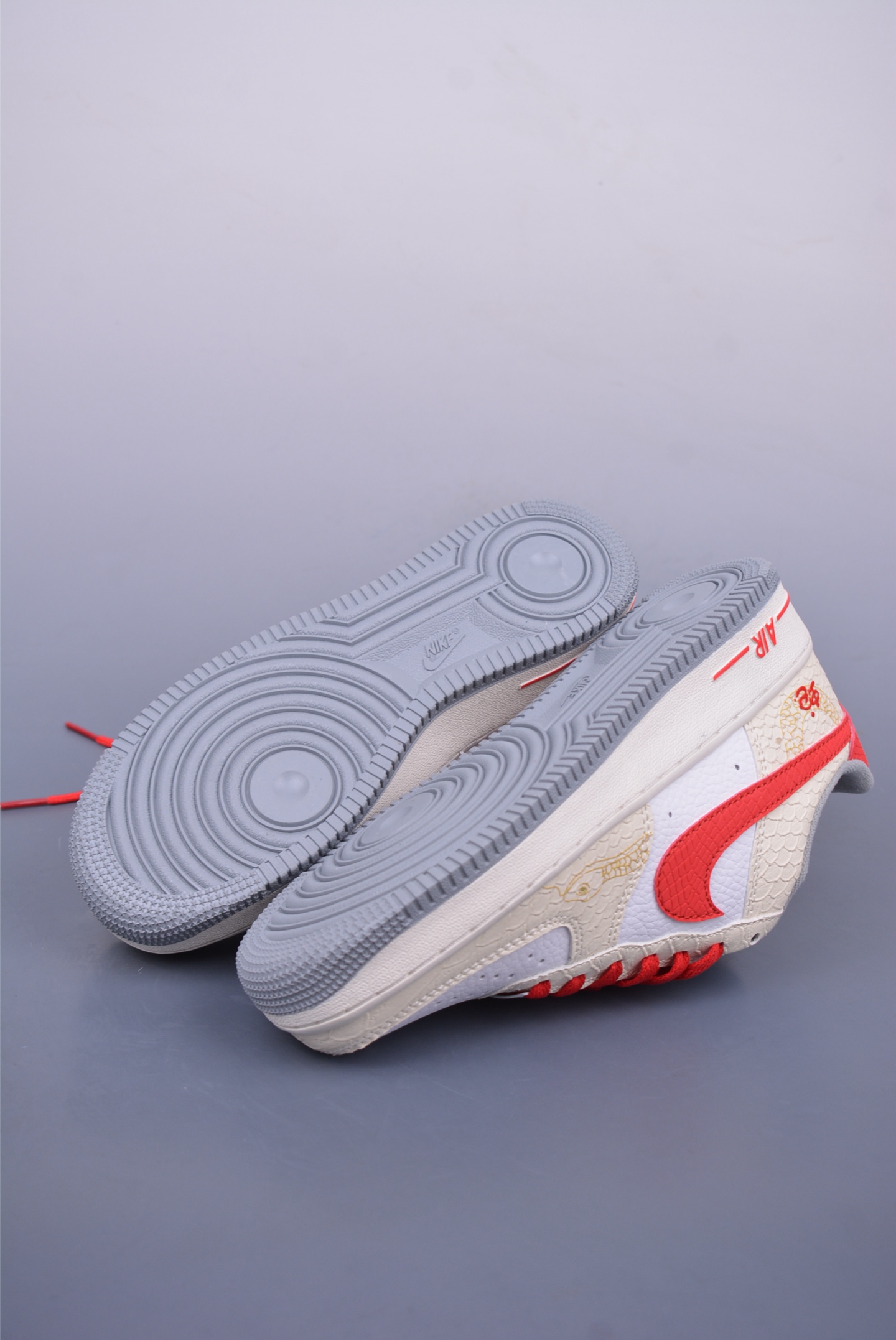 200 Nike Air Force 1 Low 蛇年限定 DX2678-100