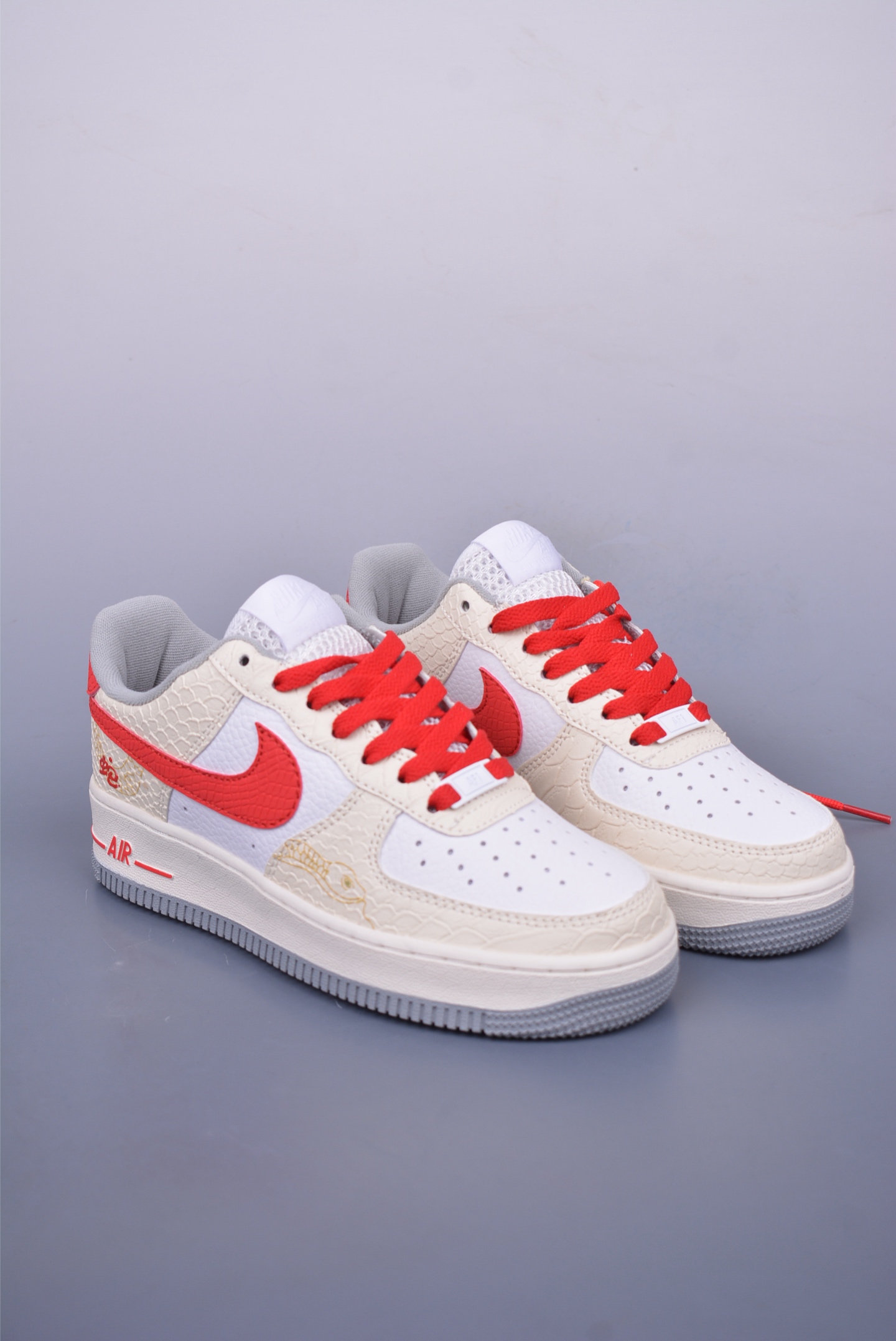 200 Nike Air Force 1 Low 蛇年限定 DX2678-100