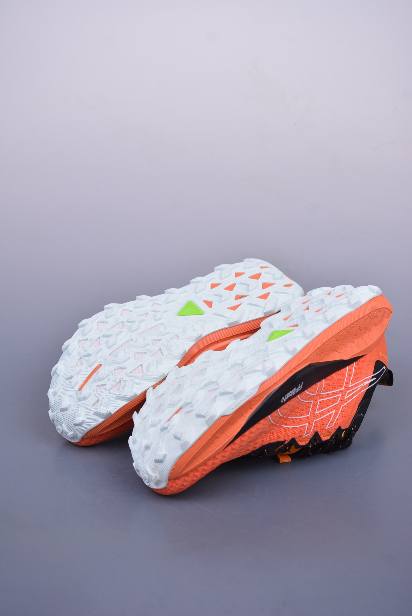 200 Asics Gel-Trabuco 13 复古亚瑟士 透气休闲鞋缓震男子耐磨跑步鞋 1011B937-800