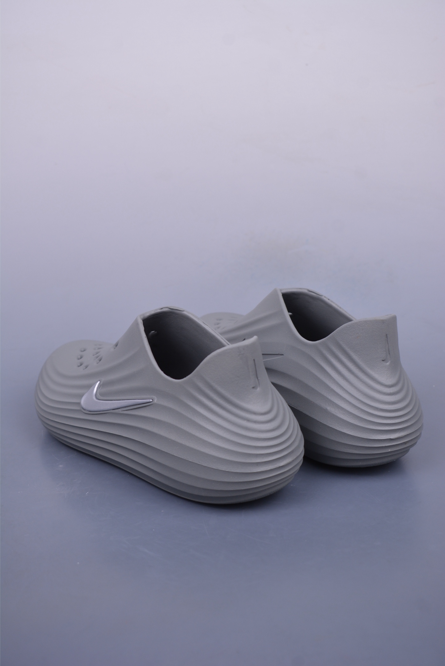 Nike ReactX Rejuven8 耐克夏日穿搭凉鞋 HV5060-002