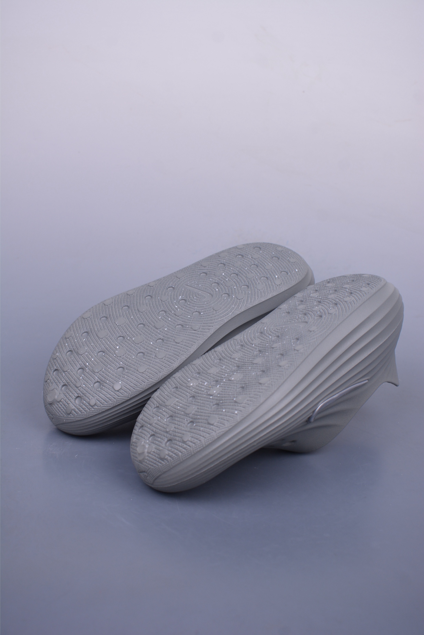 Nike ReactX Rejuven8 耐克夏日穿搭凉鞋 HV5060-002