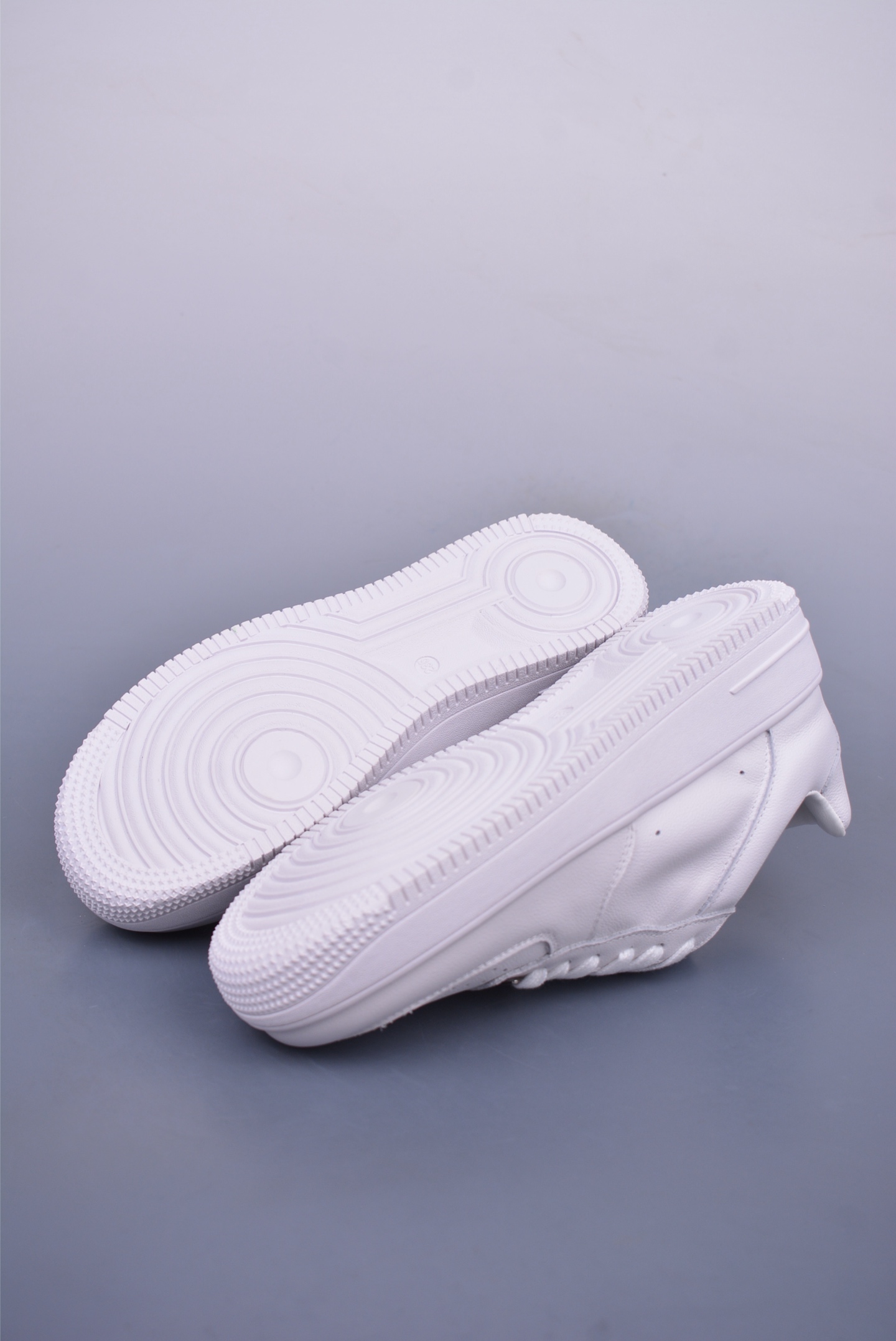 220 GG-CC Chunky Low 厚底增高运动老爹鞋 G23X5871