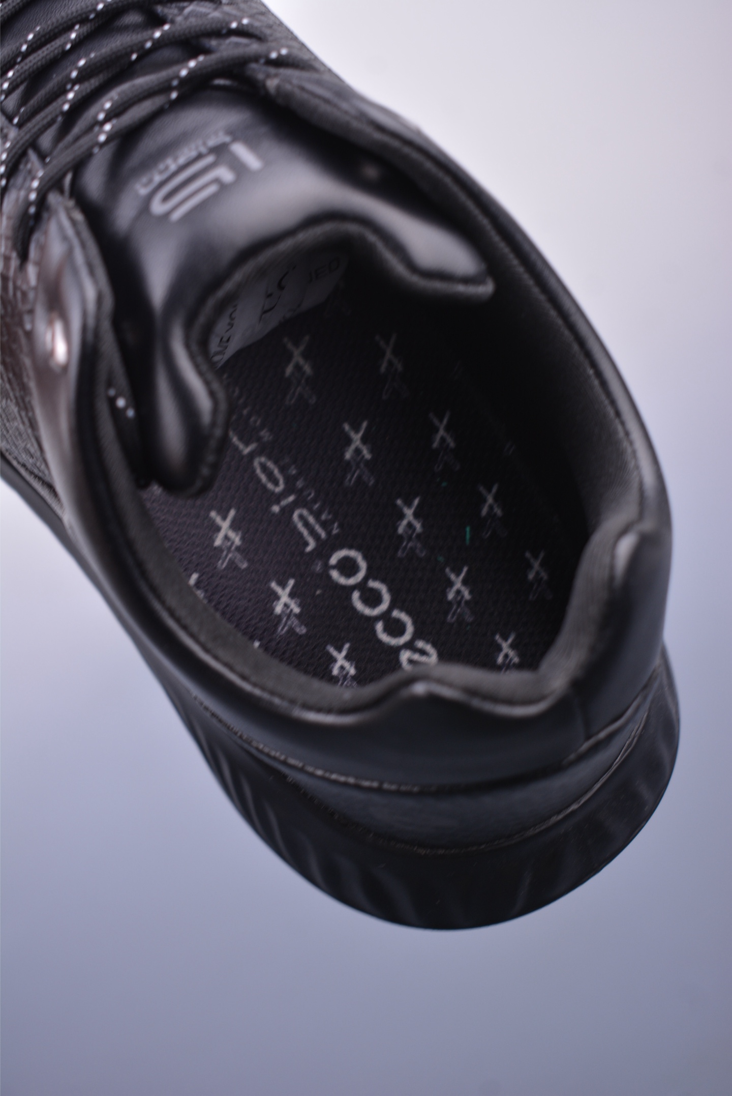 280 ECCO爱步新款户外鞋缓震耐磨越野跑鞋 875825