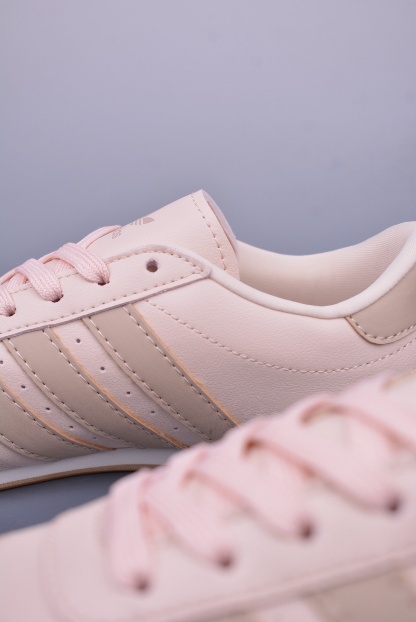 160 Adidas originals Taekwondo Low 跆拳道系列 经典复古薄底训练慢跑鞋 JS0304