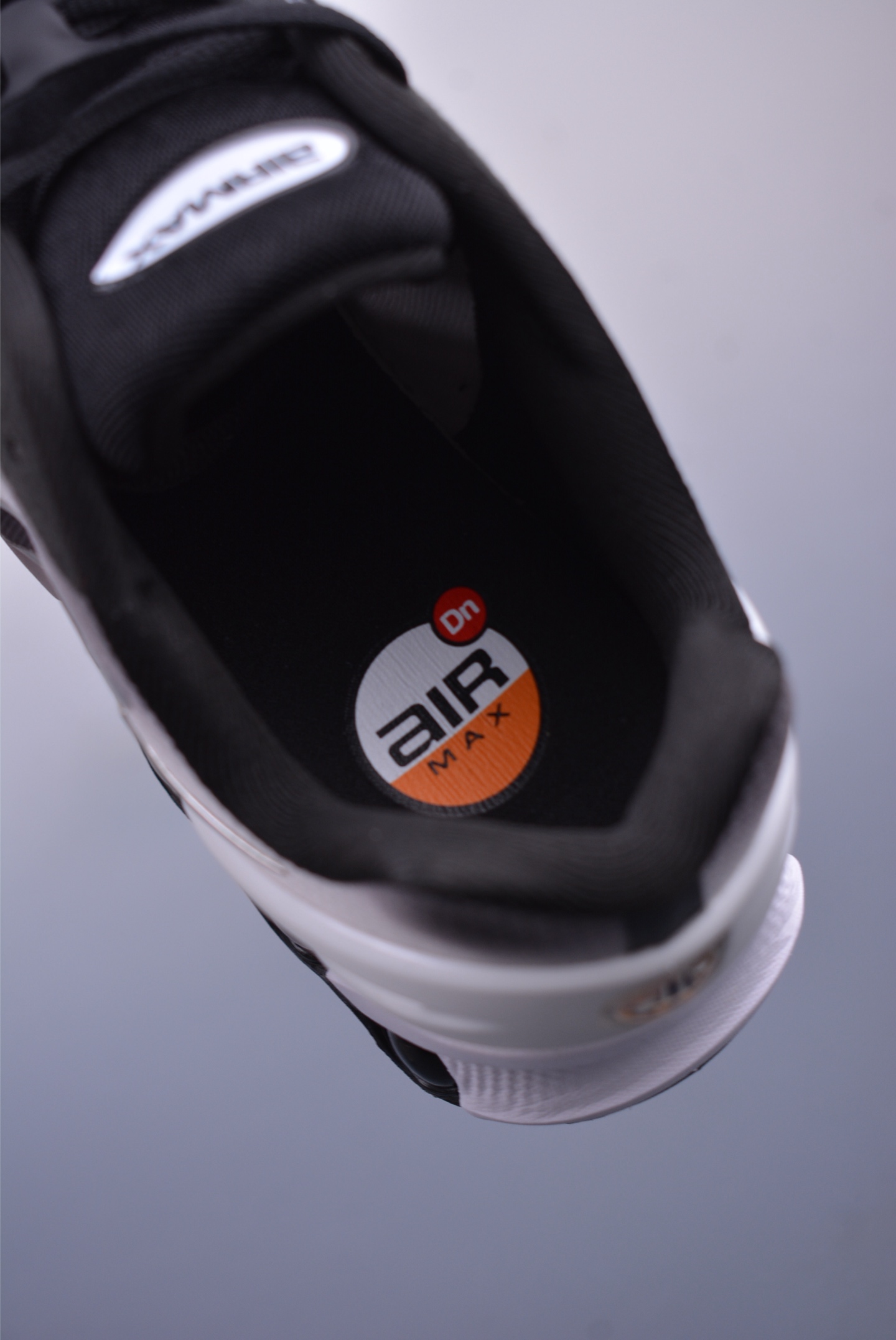 180 Nike Air Max DN8 全掌科技气垫 缓震运动跑鞋 FQ7860-038