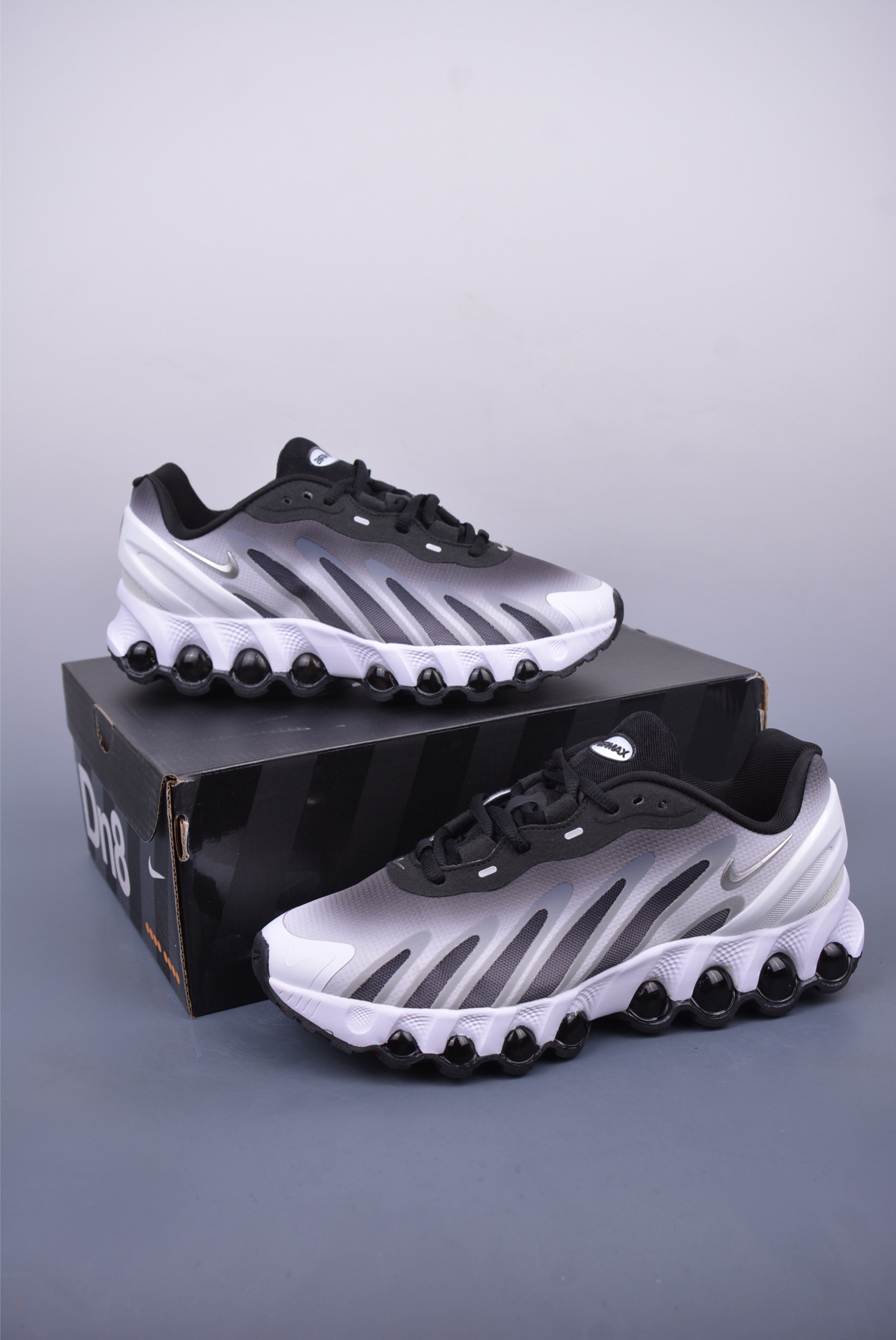 180 Nike Air Max DN8 全掌科技气垫 缓震运动跑鞋 FQ7860-038