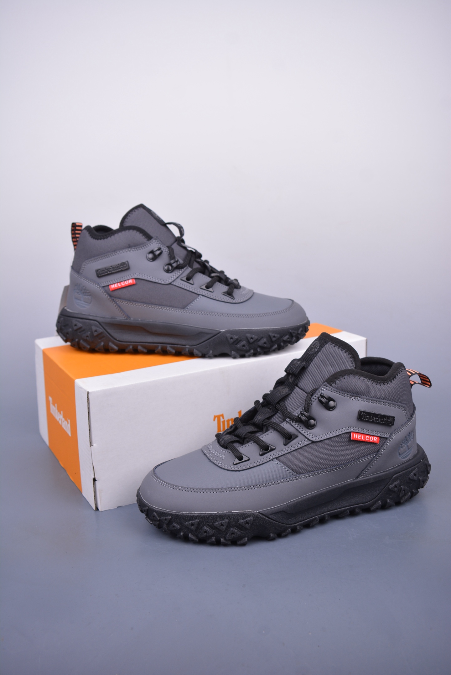 260 Timberland添柏岚/天伯伦 户外中帮休闲马丁靴系列 TB0A67BG