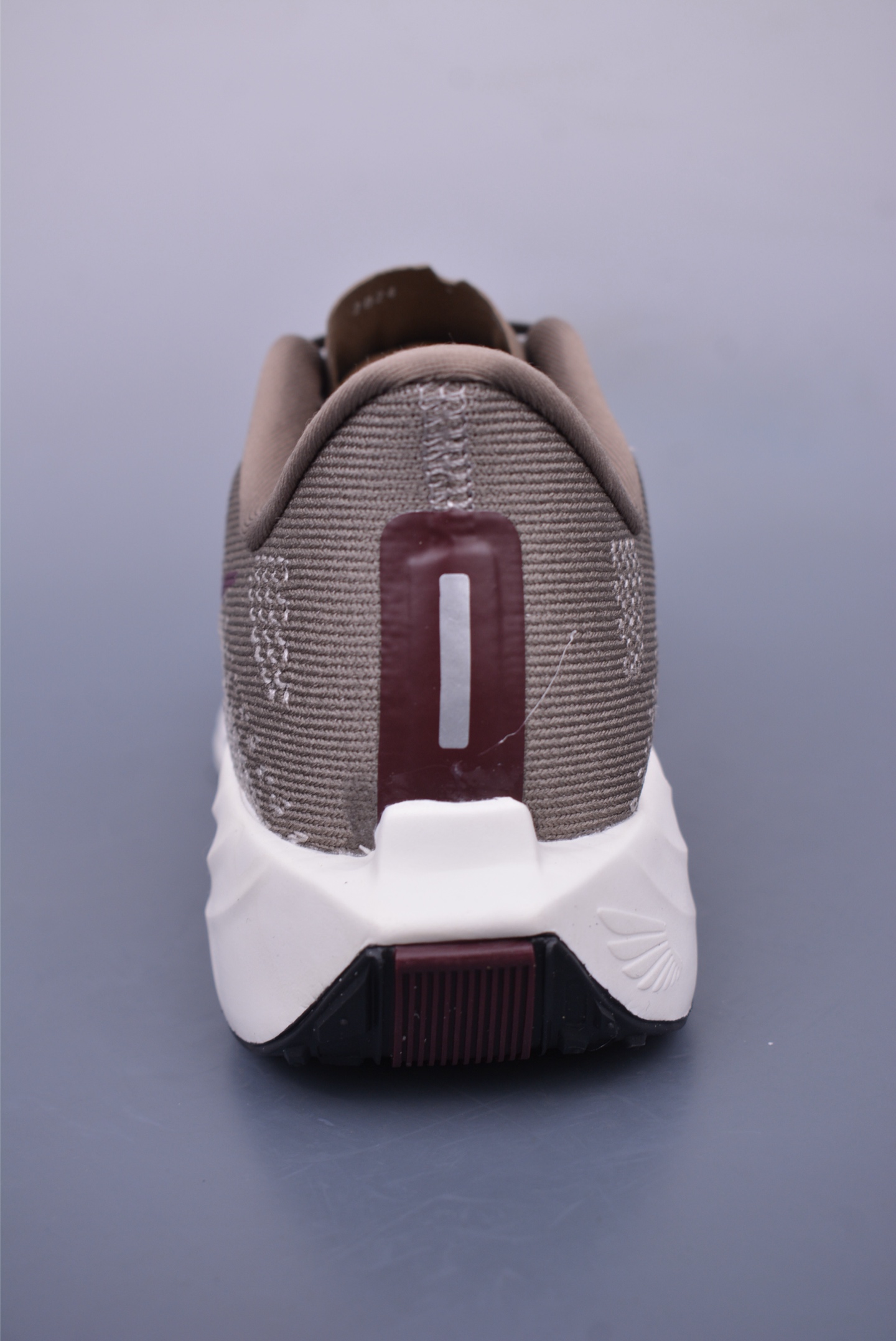 180 Nike REACTX PEGASUS Plus 飞马跑步鞋 FQ7262-005