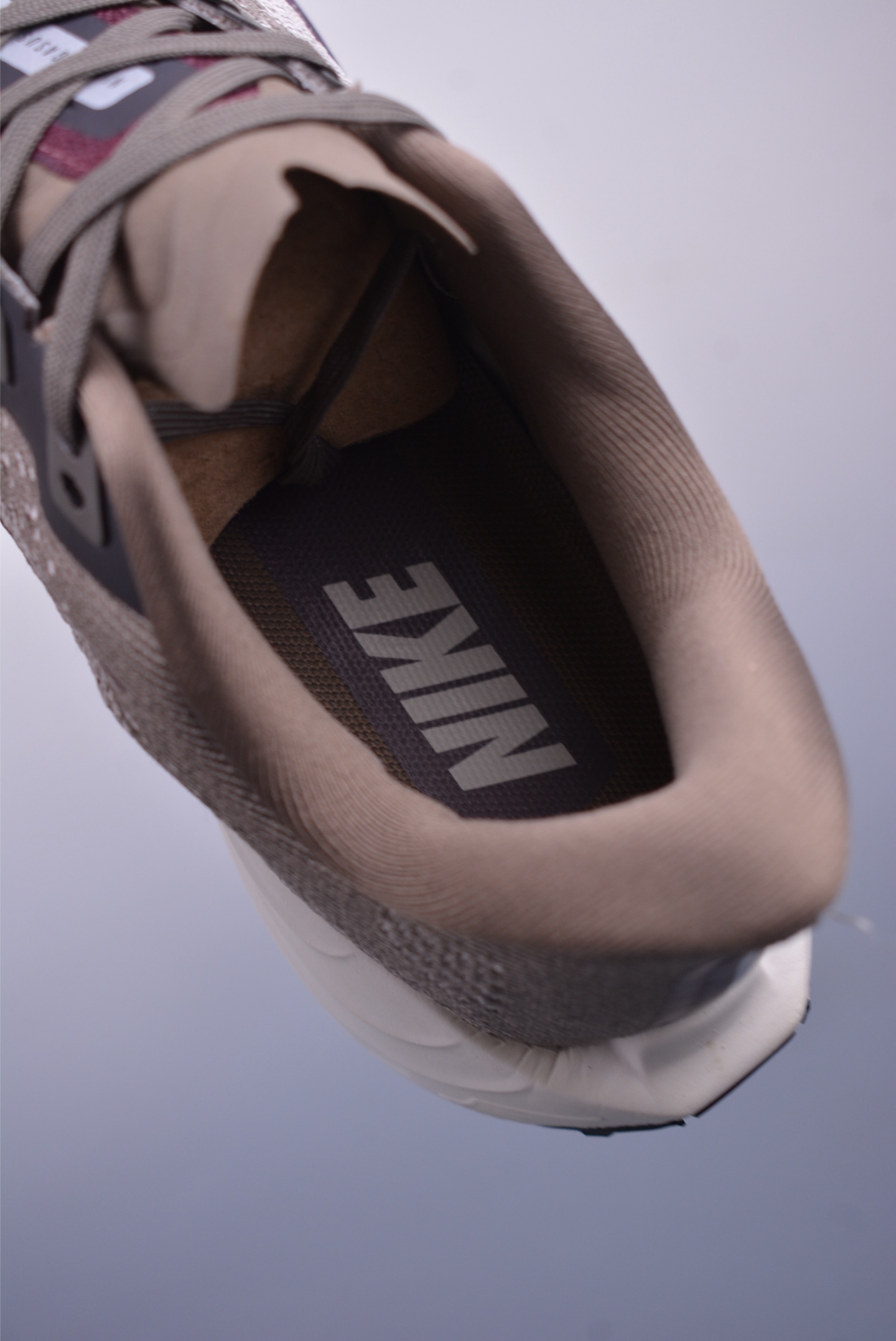 180 Nike REACTX PEGASUS Plus 飞马跑步鞋 FQ7262-005