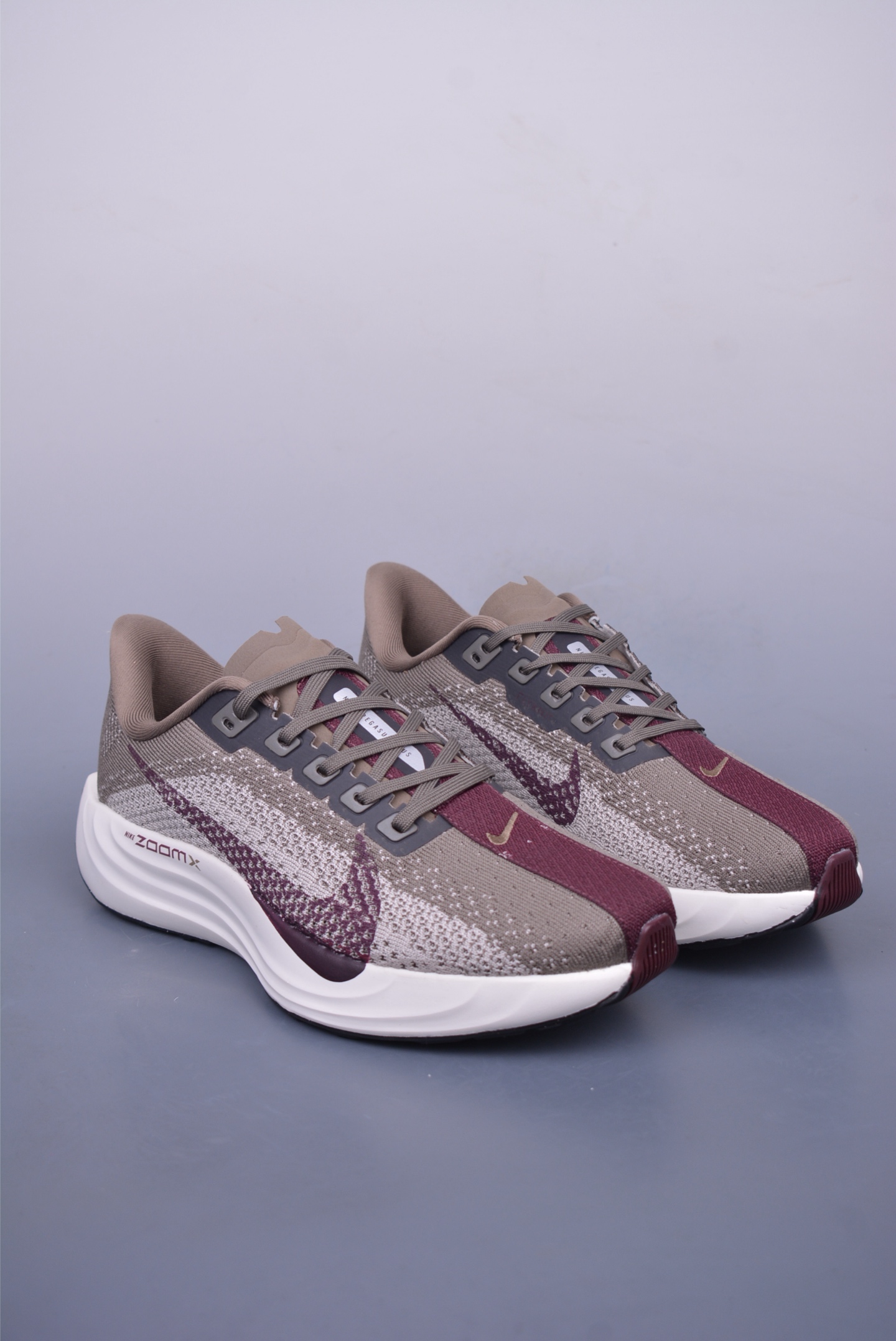 180 Nike REACTX PEGASUS Plus 飞马跑步鞋 FQ7262-005