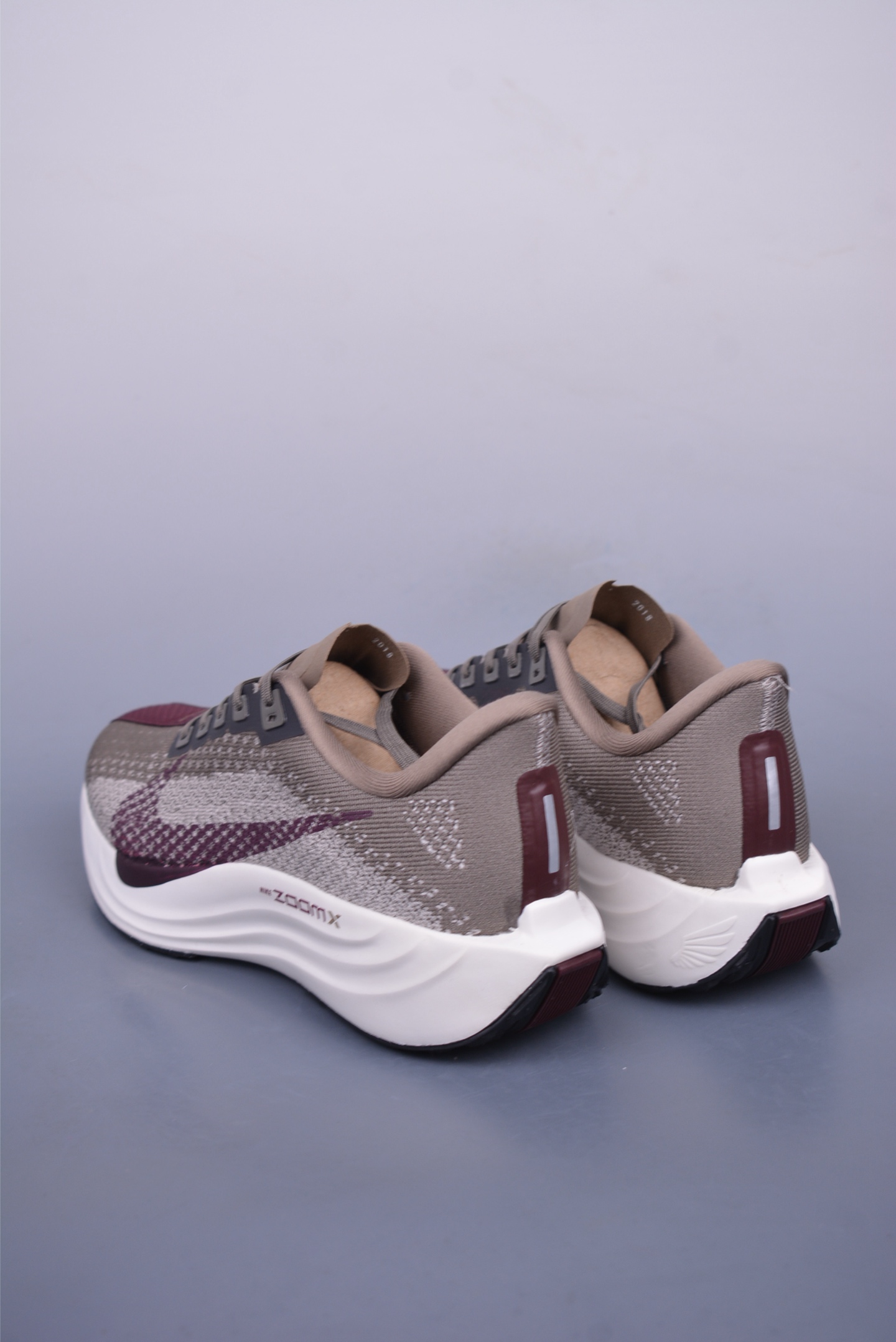 180 Nike REACTX PEGASUS Plus 飞马跑步鞋 FQ7262-005