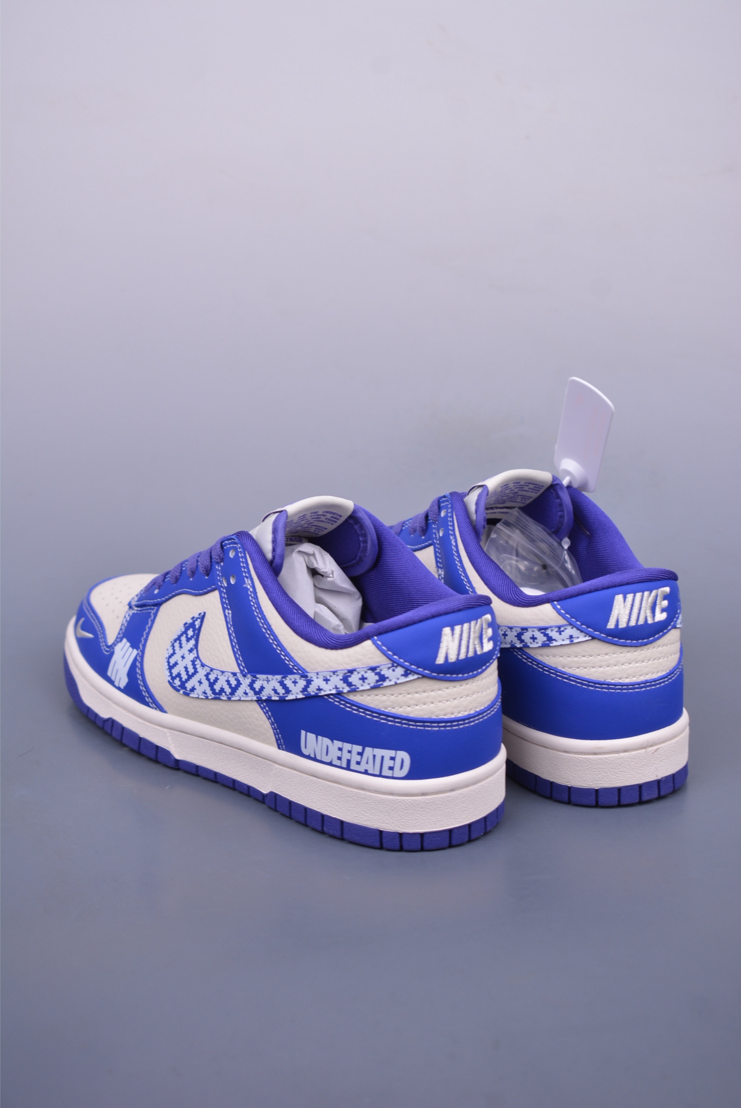 280 Nike SB Dunk Low UN联名 KK1333-045