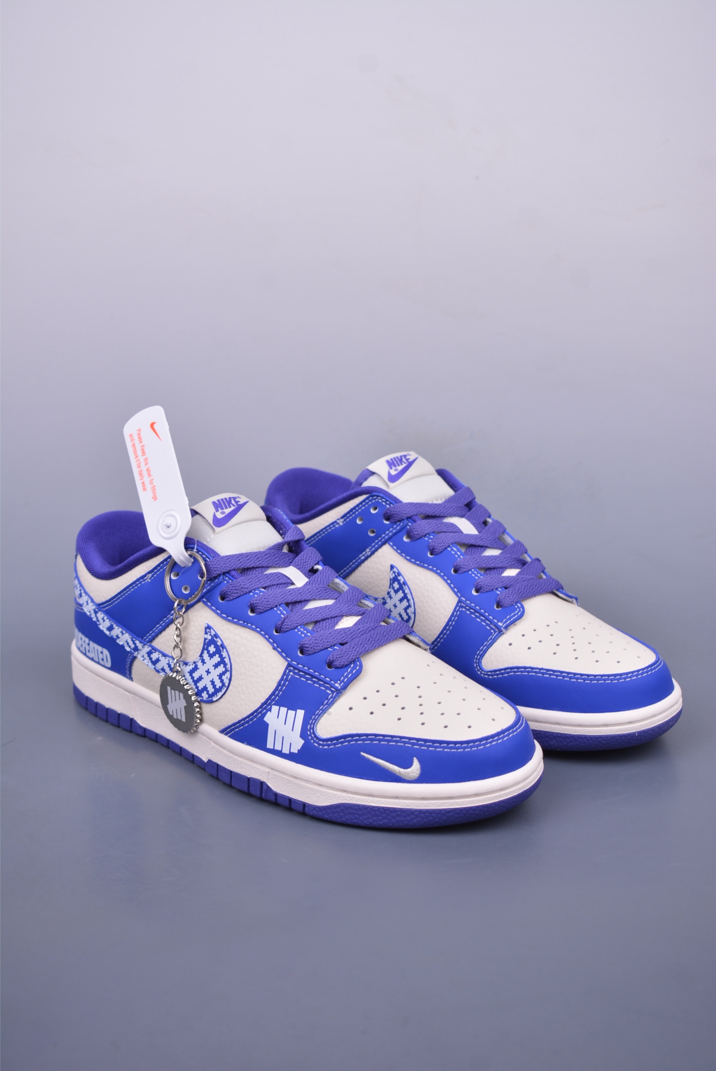 280 Nike SB Dunk Low UN联名 KK1333-045