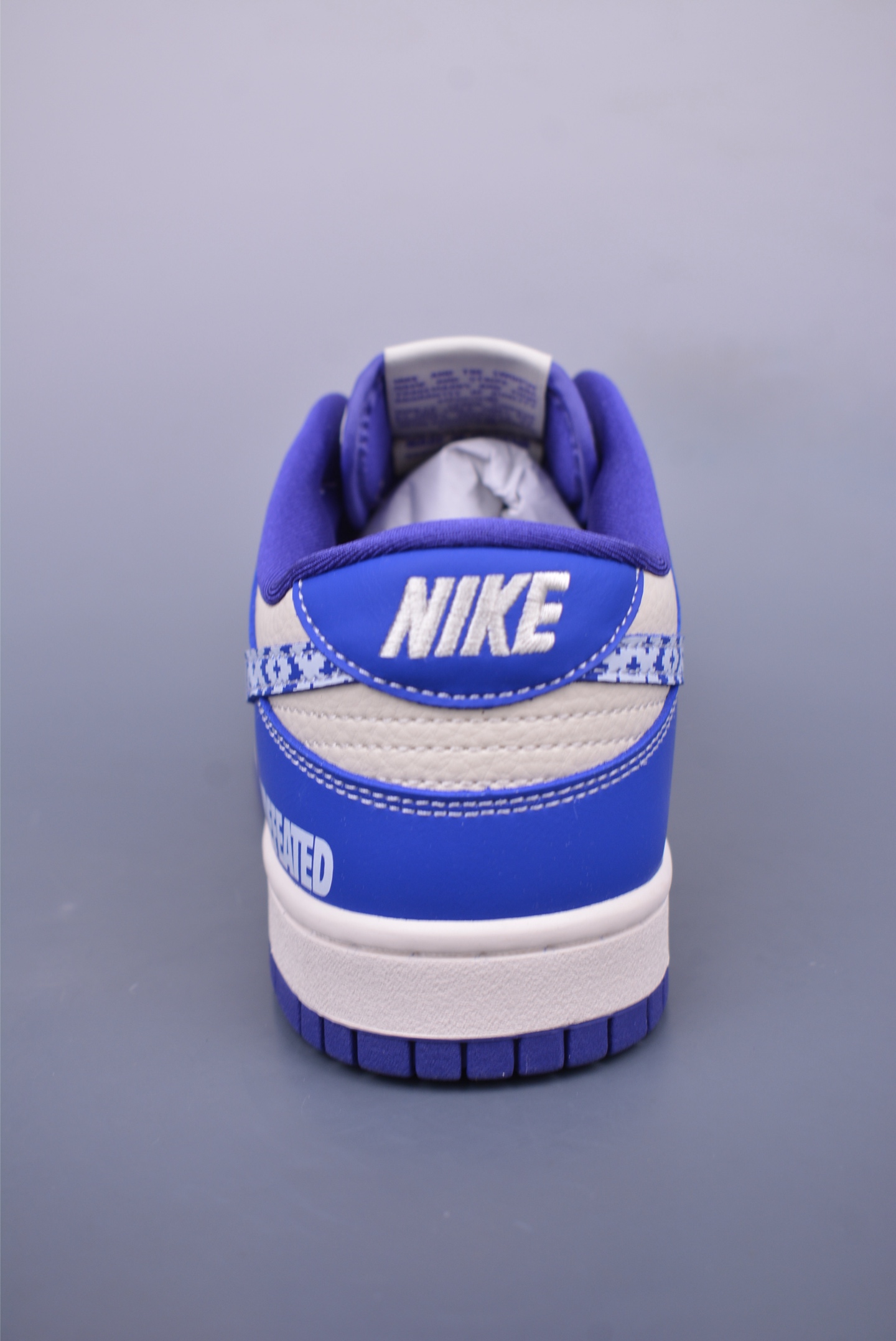 280 Nike SB Dunk Low UN联名 KK1333-045