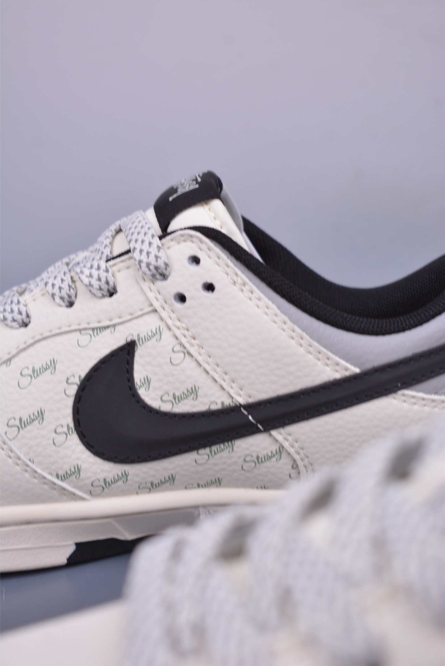 280 Nike SB Dunk Low 斯图西联名 XS6089-537