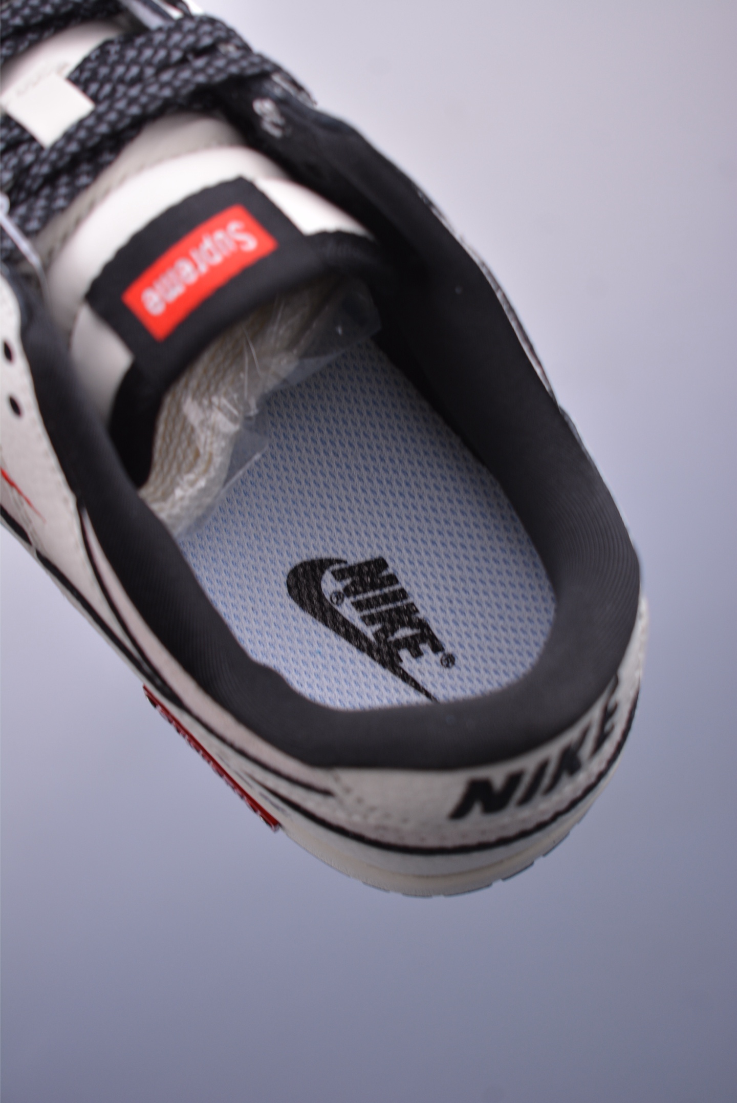 280 Nike SB Dunk Low Supreme联名 SC9207-410