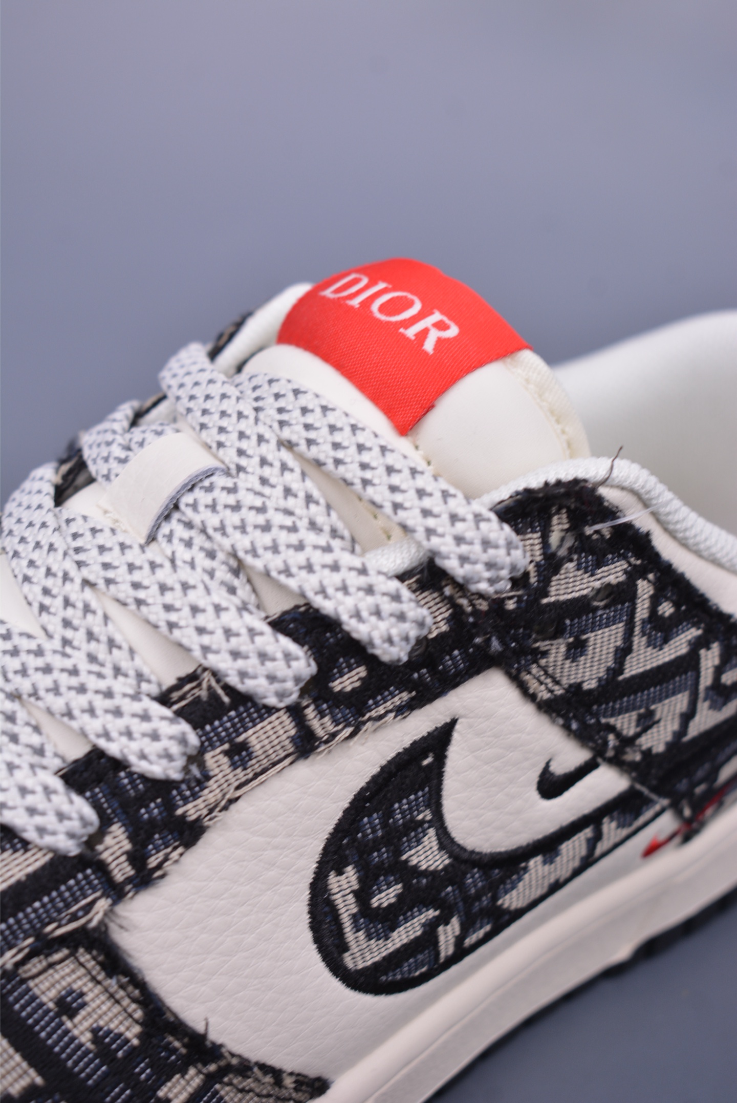 280 Nike SB Dunk Low Dior联名 SJ2558-015